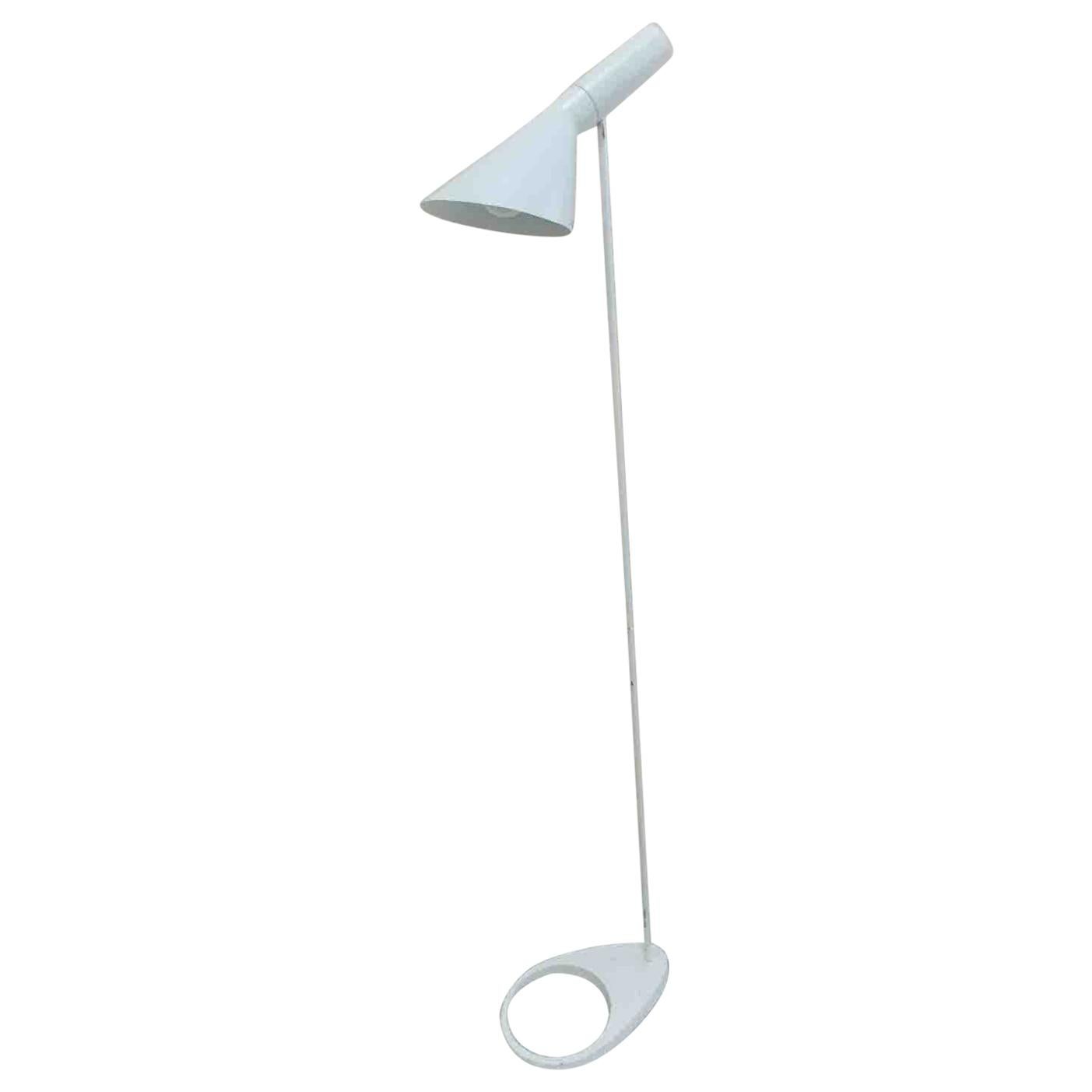 Arne Jacobsen Visor Lamp