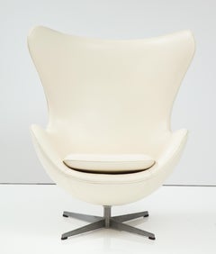 Arne Jacobsen 'Egg' Chair for Fritz Hansen