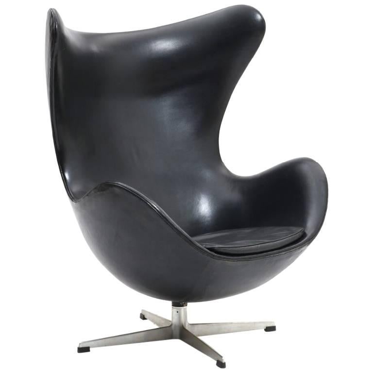 Arne Jacobson "The Egg Chair" Leather produced  1964  For Sale
