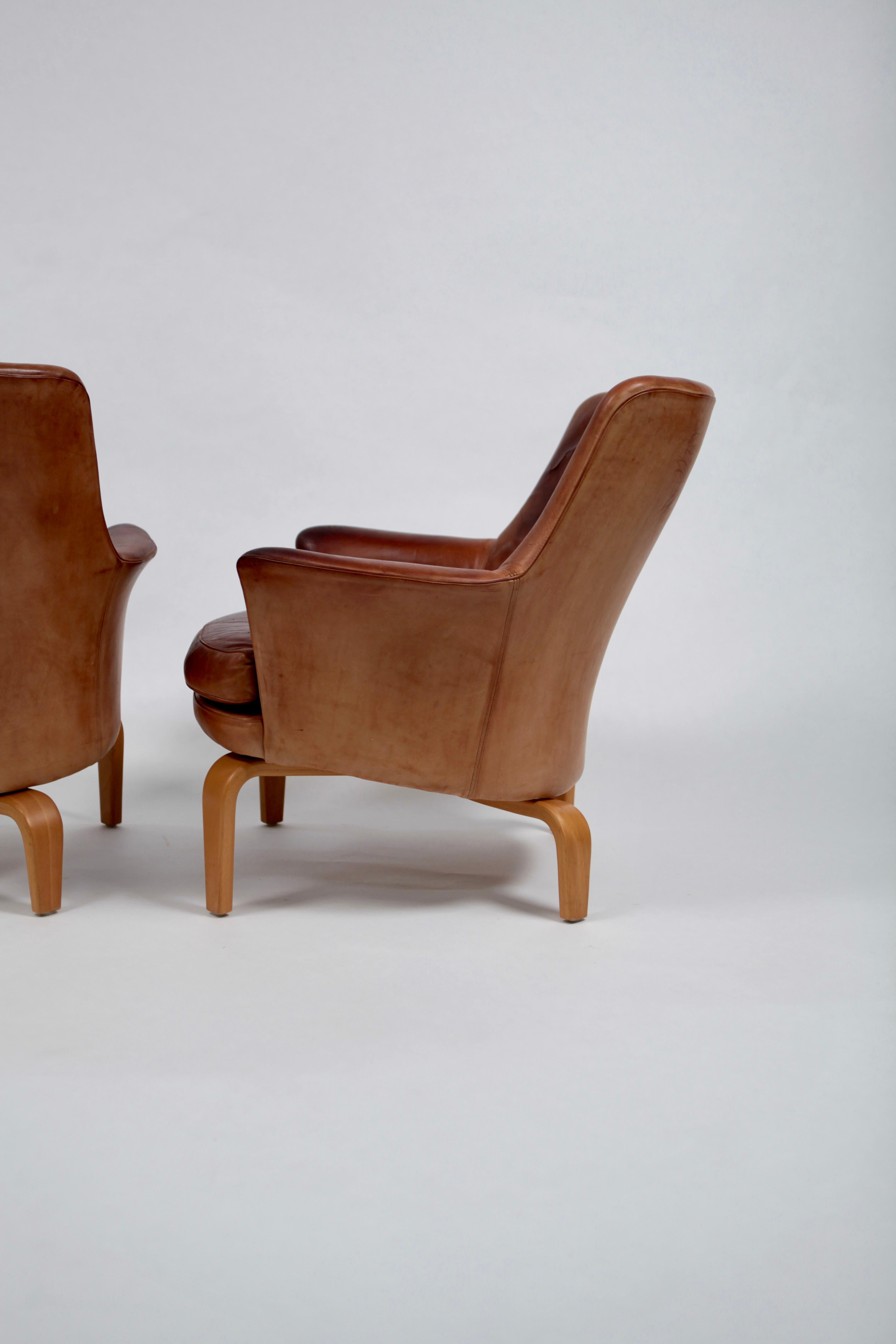 Paire de fauteuils Pilot d'Arne Norell, en cuir et hêtre, Suède, 1967 5