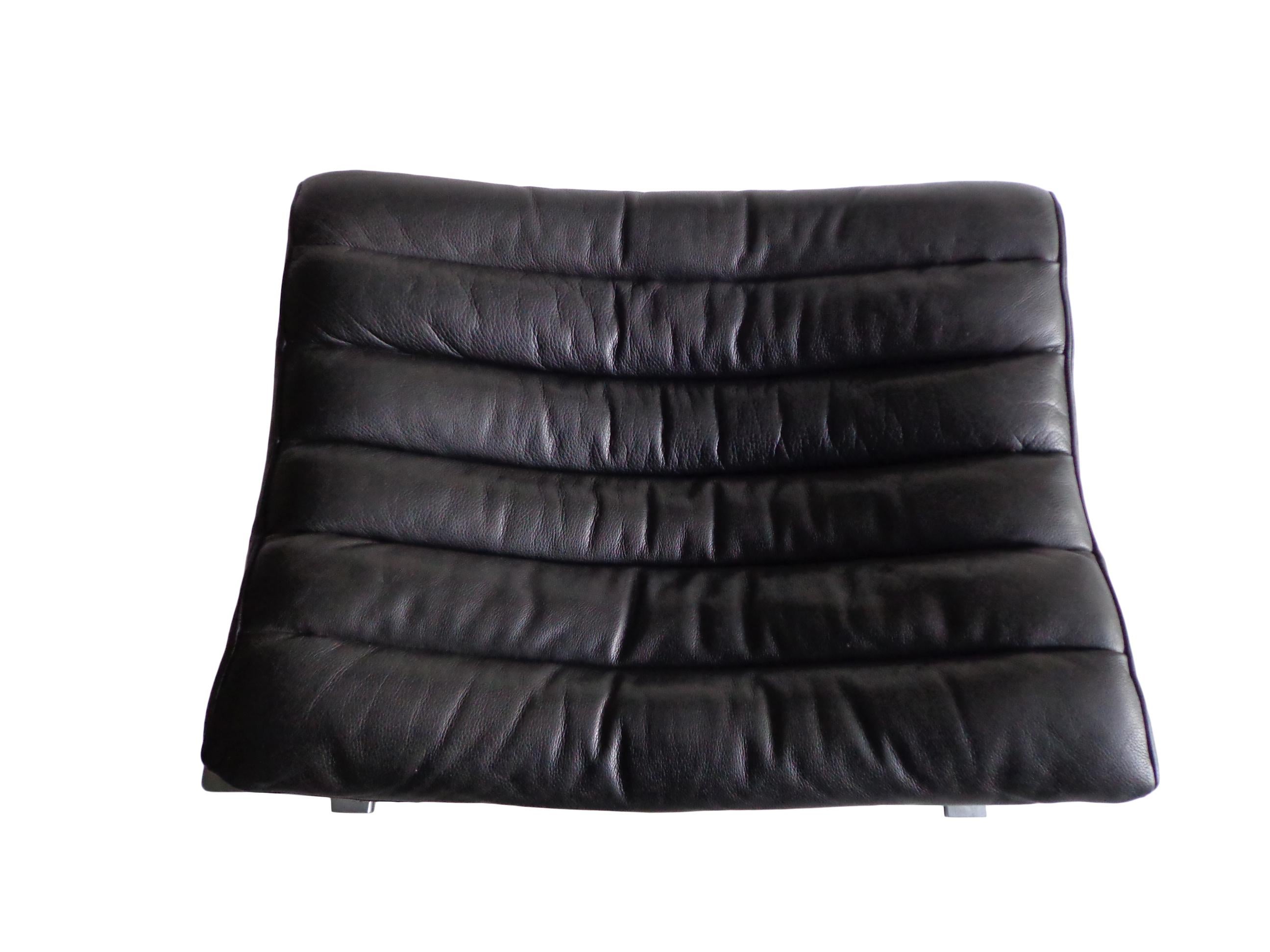 Arne Norell ‘Ari’ Lounge Chair and Ottoman in Original Black Leather Sweden, 60s For Sale 1