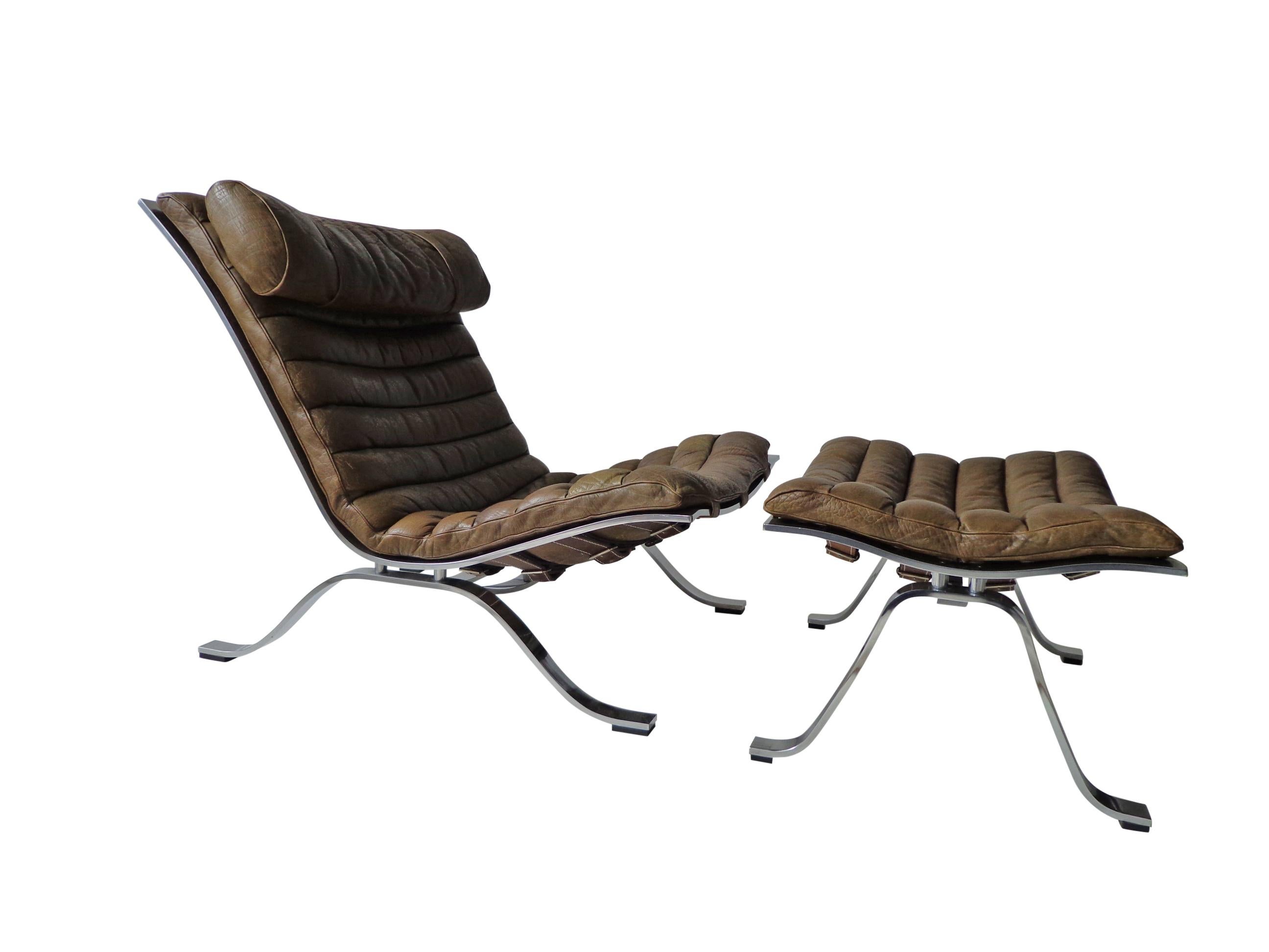 Scandinavian Modern Arne Norell ‘Ari’ Lounge Chair and Ottoman in Original Cognac/Brown Leather For Sale