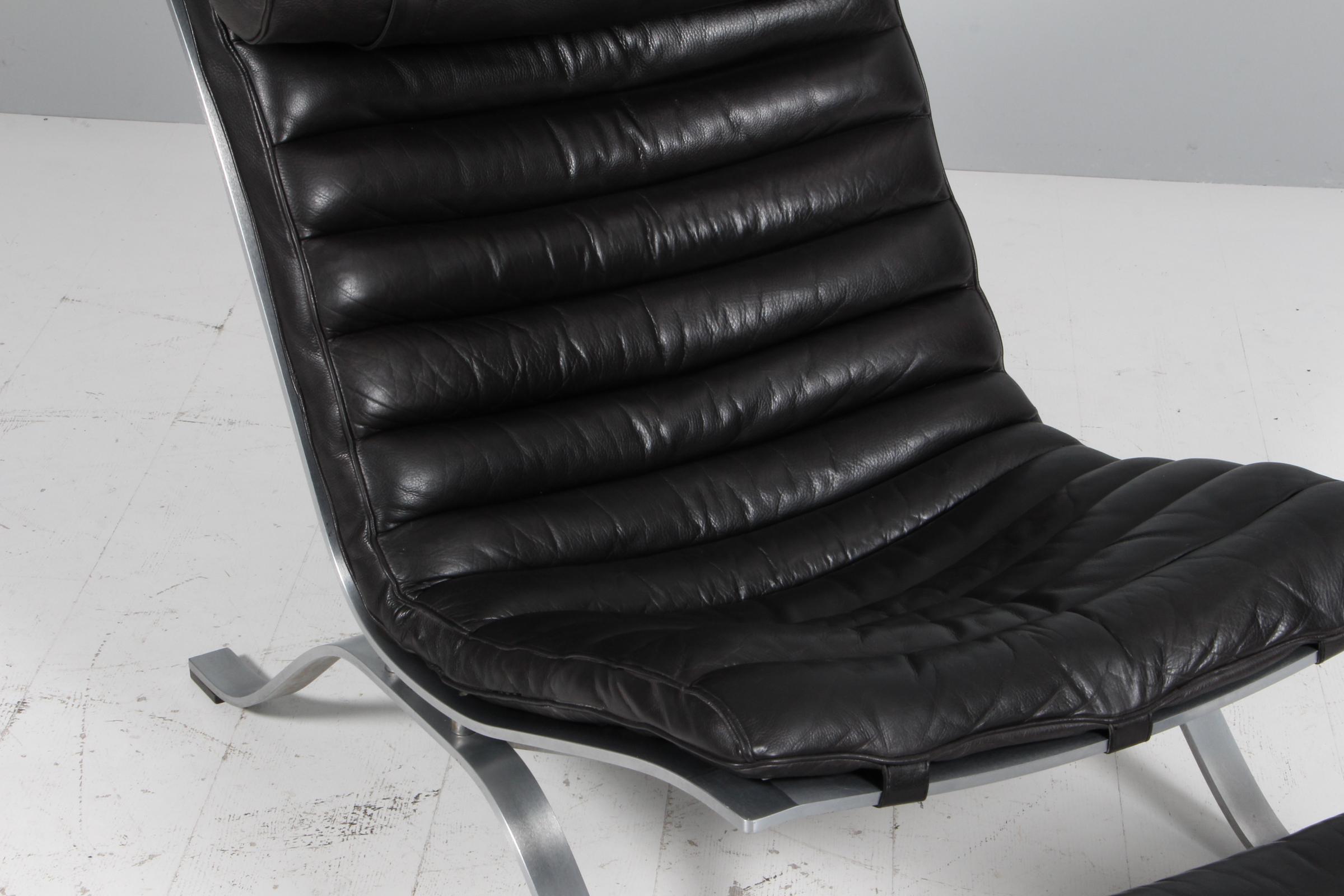 Arne Norells Chaise longue avec ottoman en cuir patiné Bon état - En vente à Esbjerg, DK