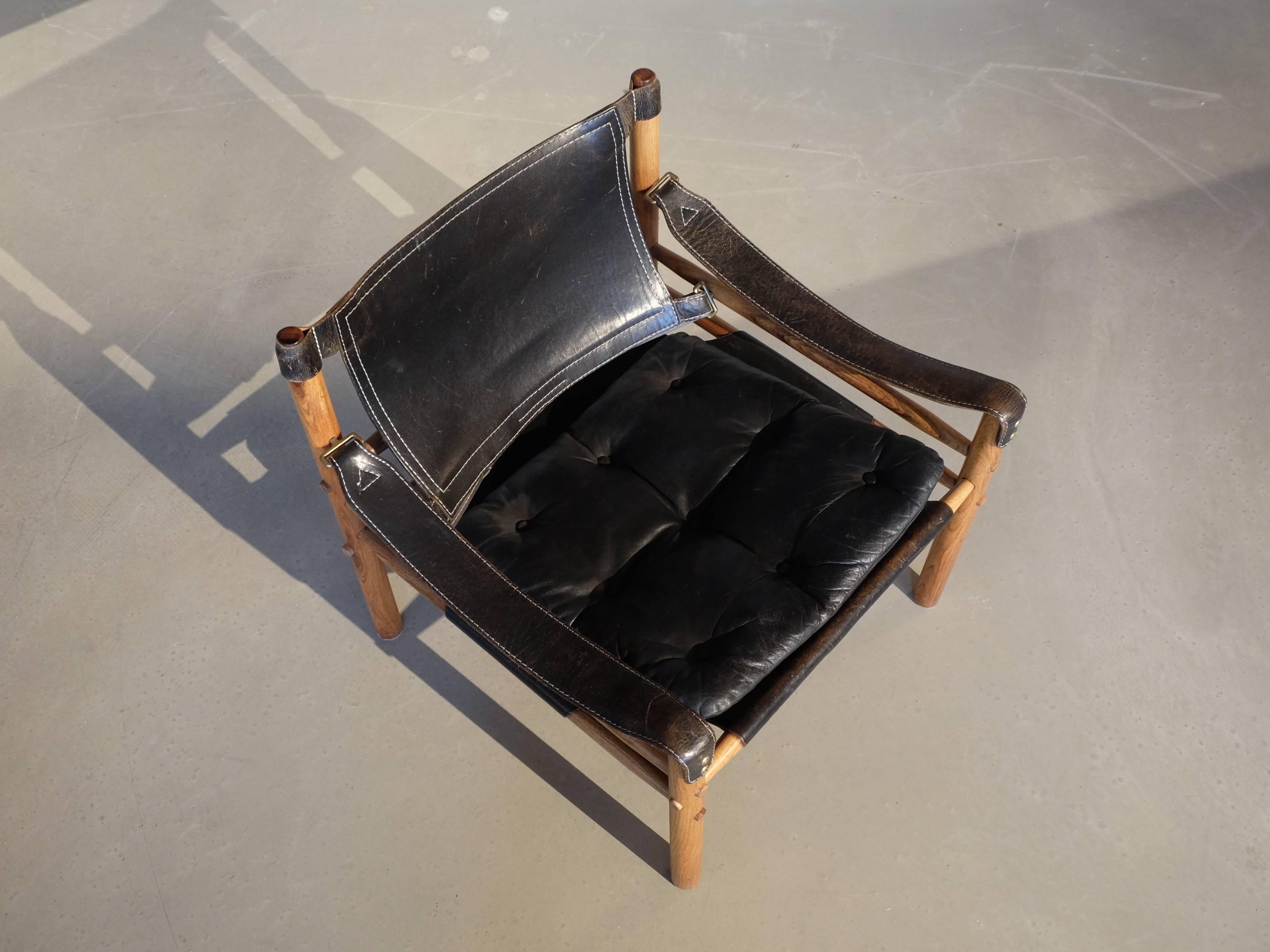 Mid-20th Century Arne Norell Black Leather Safari Chair Model Sirocco, 1960s