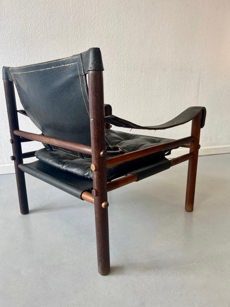 Swedish Arne Norell Black Leather Safari Easy Chair, Sweden ca. 1970s For Sale