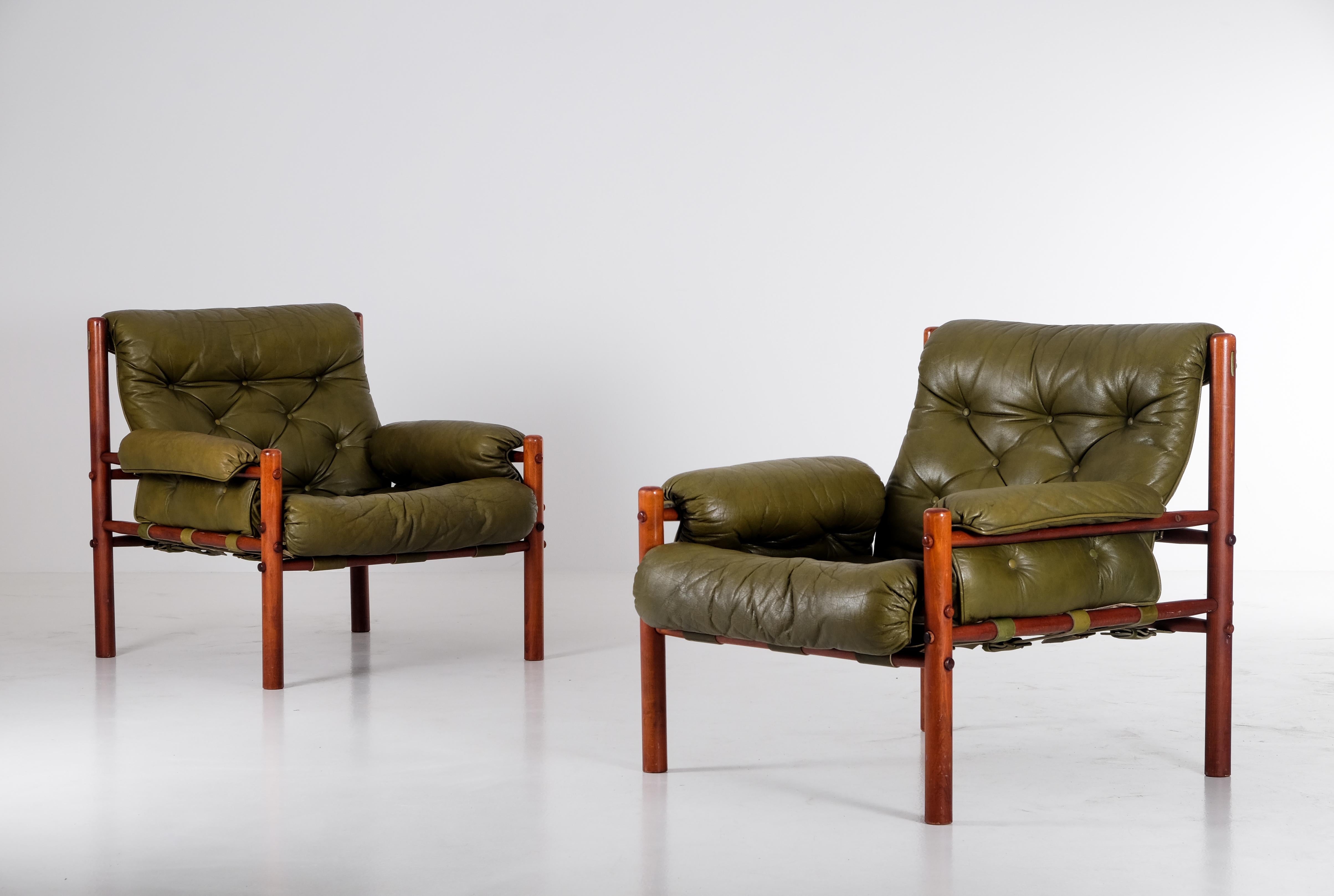 Great pair of green leather easy chairs model 