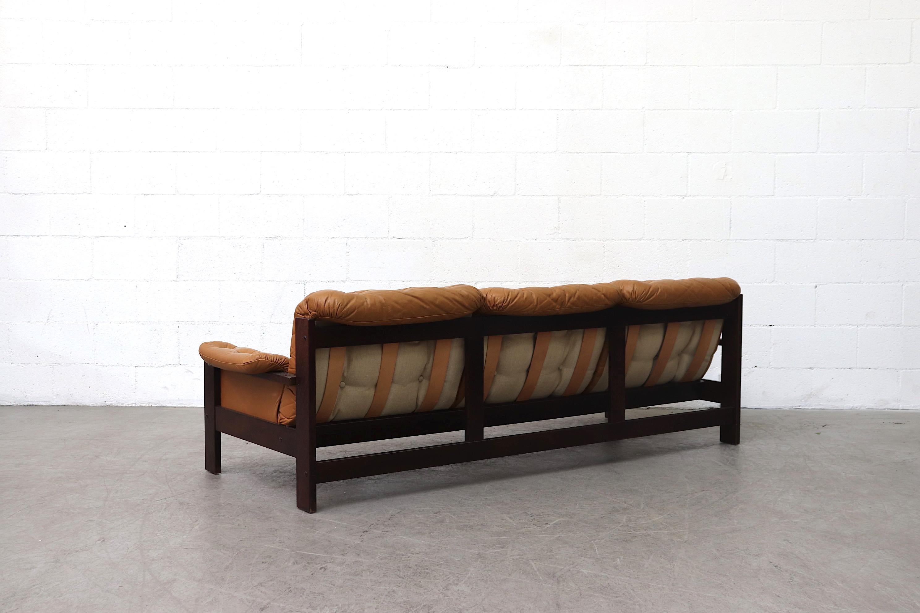 Arne Norell Inspired Butterscotch Tufted Leather Sofa for llums Bolighus In Good Condition In Los Angeles, CA