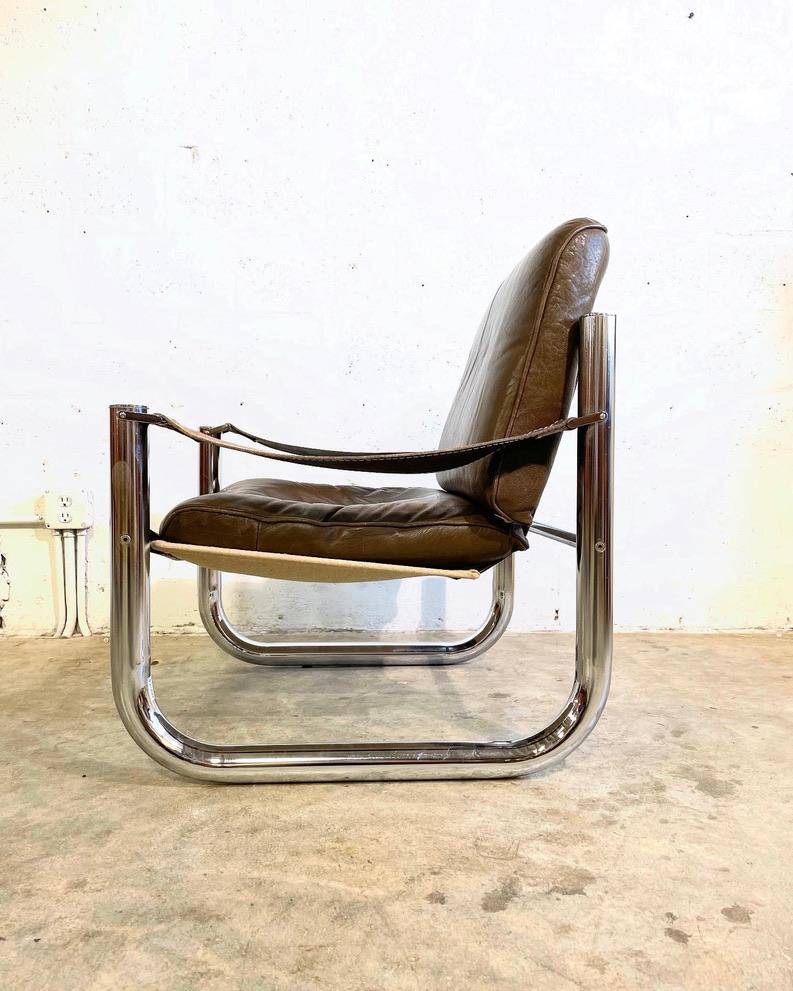 chrome tubular chair