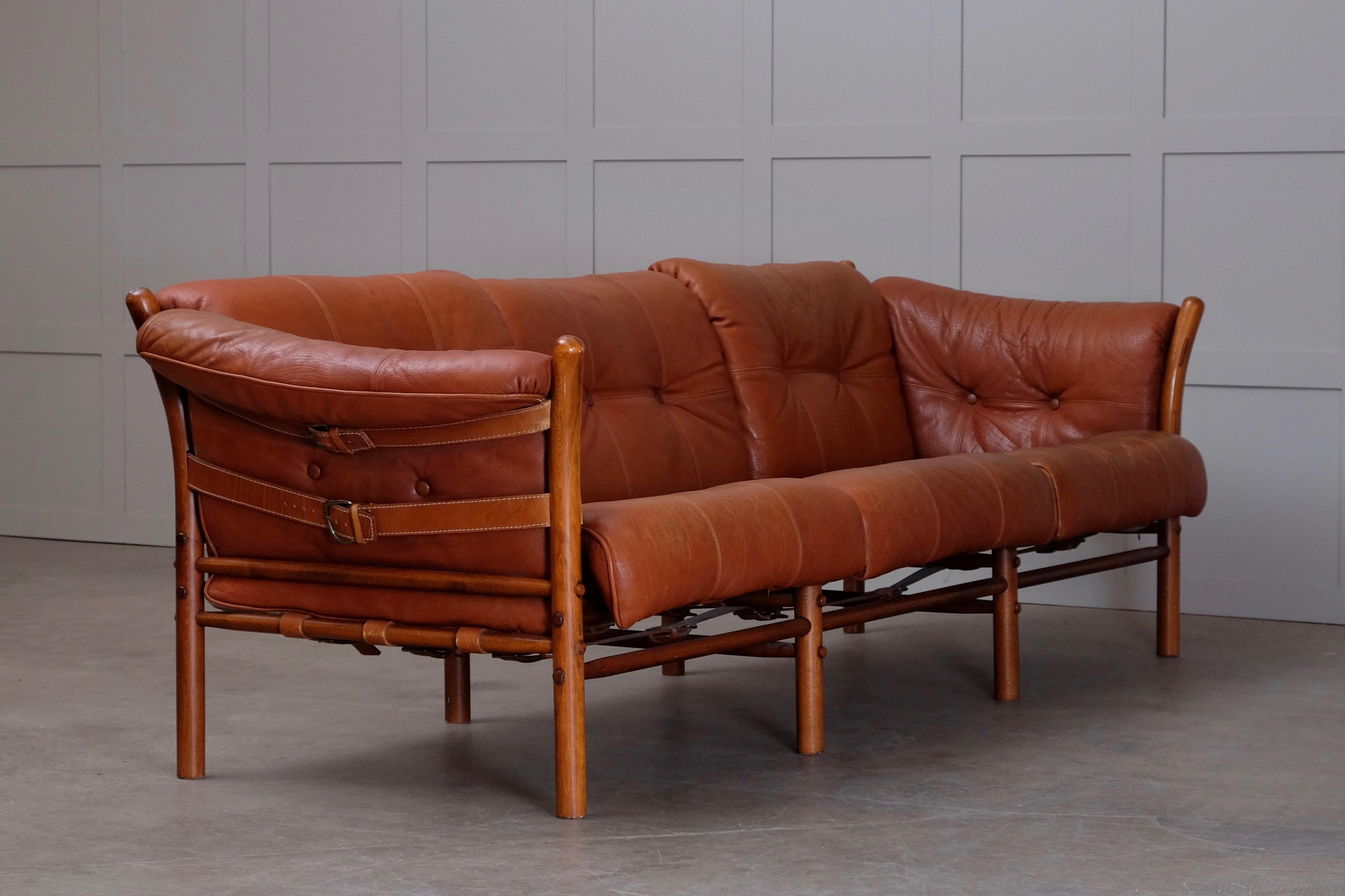 Arne Norell Leather Sofa, Model Indra, 1960s In Good Condition For Sale In Stockholm, SE