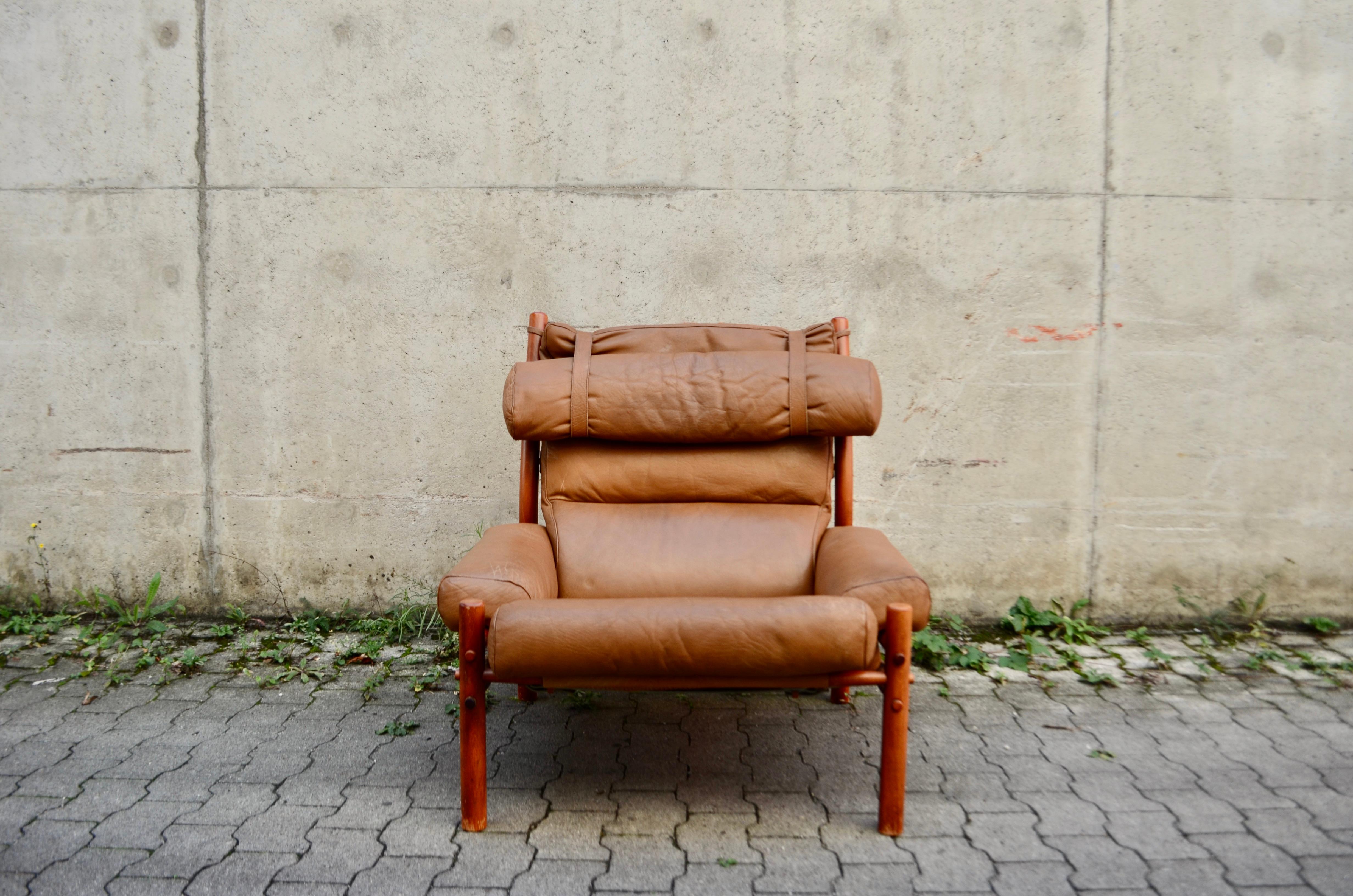 Swedish Arne Norell Model Inca Caramel Leather Lounge Chair For Sale