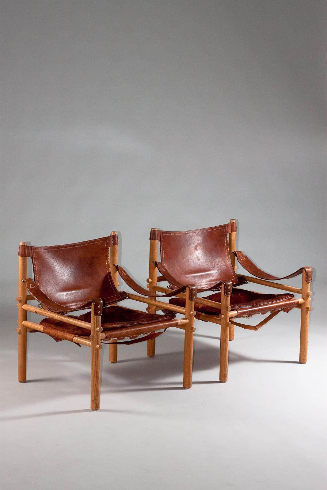 Cuir Arne Norell, paire de chaises en cuir safari Sirocco des années 1960 en vente
