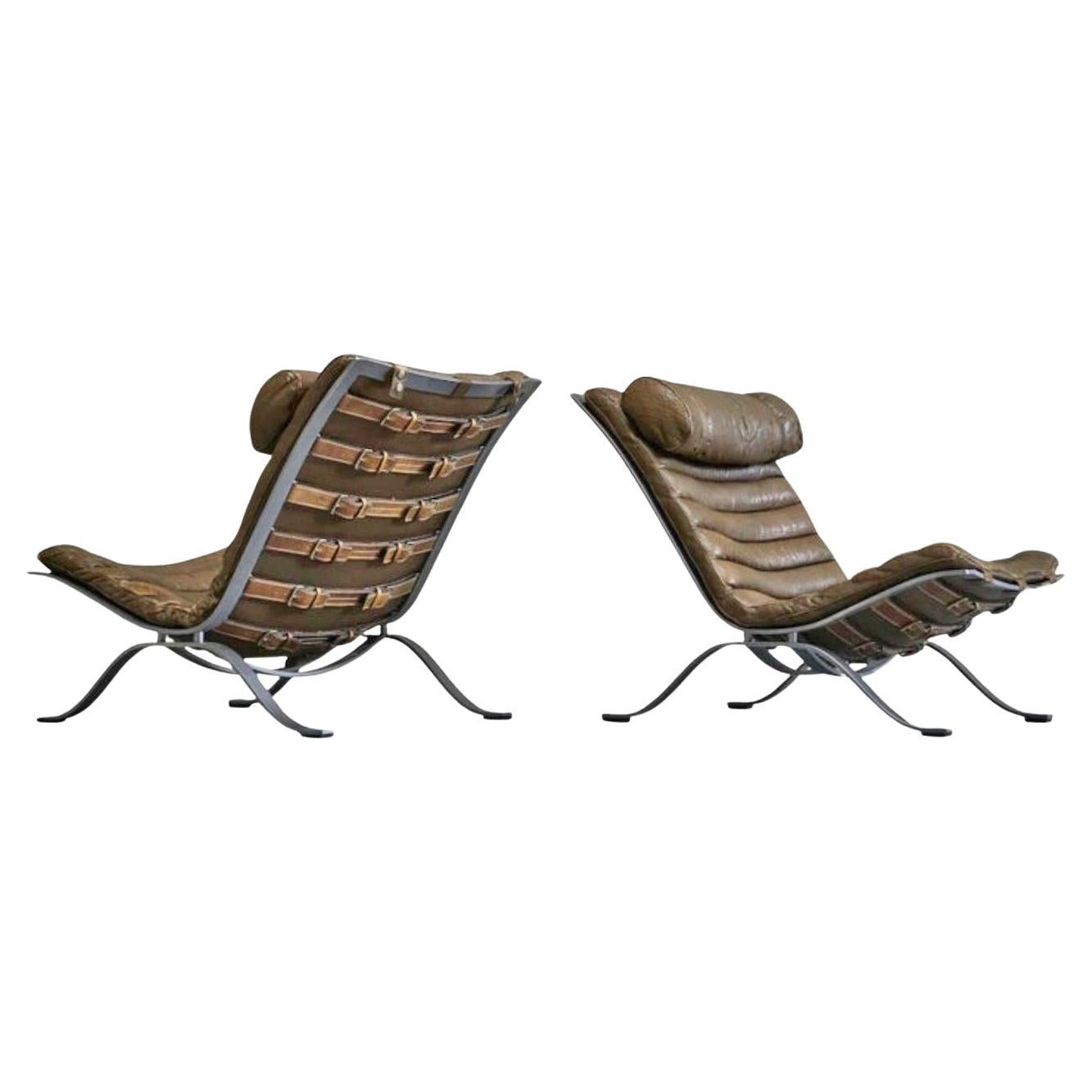Arne Norell Pair of 
Ari
 Lounge Chairs in Steel and Patinated Leather 1960s For Sale