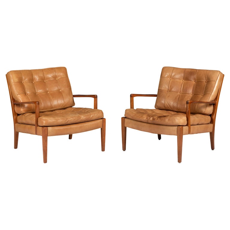Arne Norell Pair of "Löven" Easy Arm Chair in Walnut and Leather, Swedish 1960s For Sale