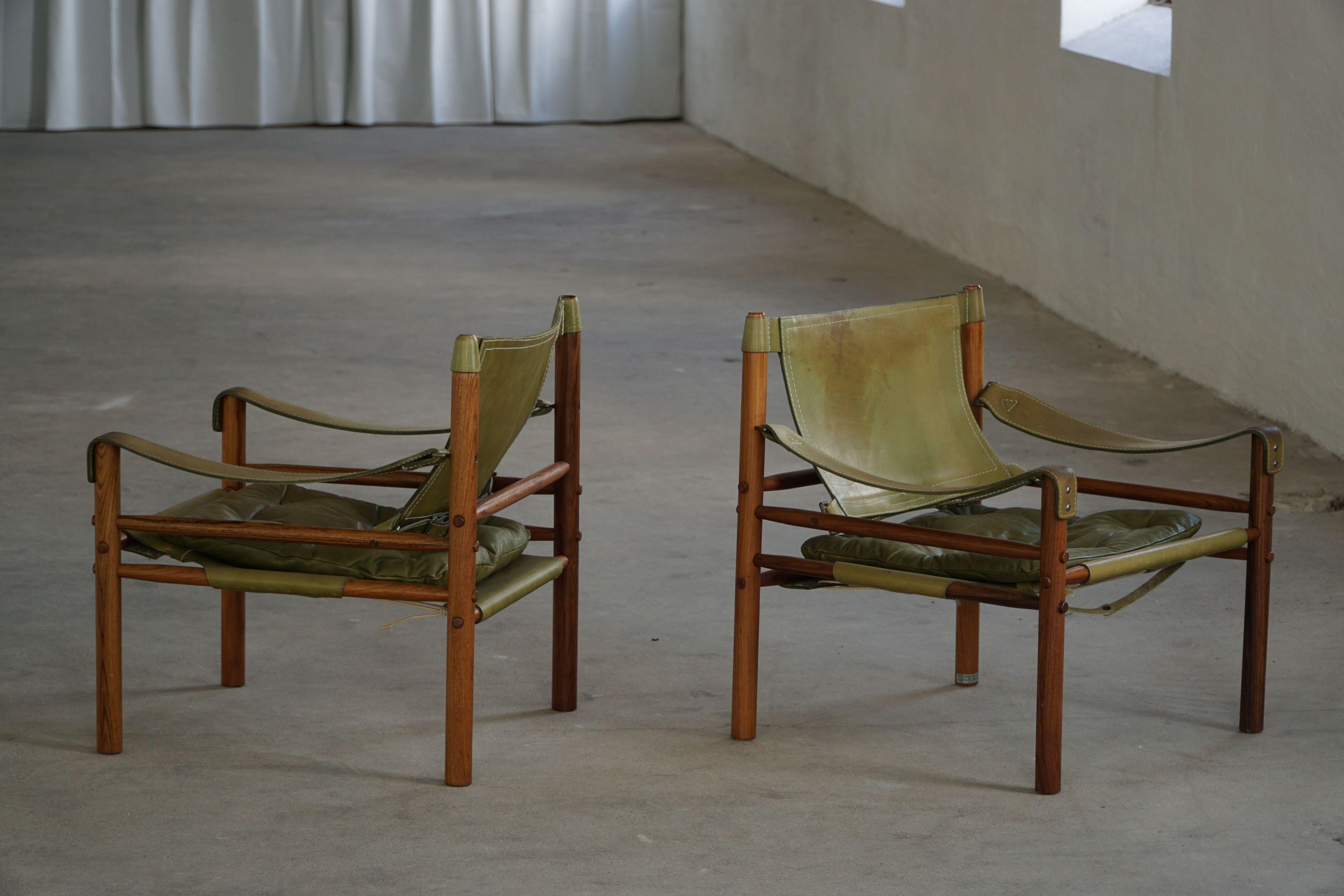 Arne Norell, paire de chaises longues Sirocco, cuir et bois de rose, AB Aneby, années 1960 Bon état - En vente à Odense, DK