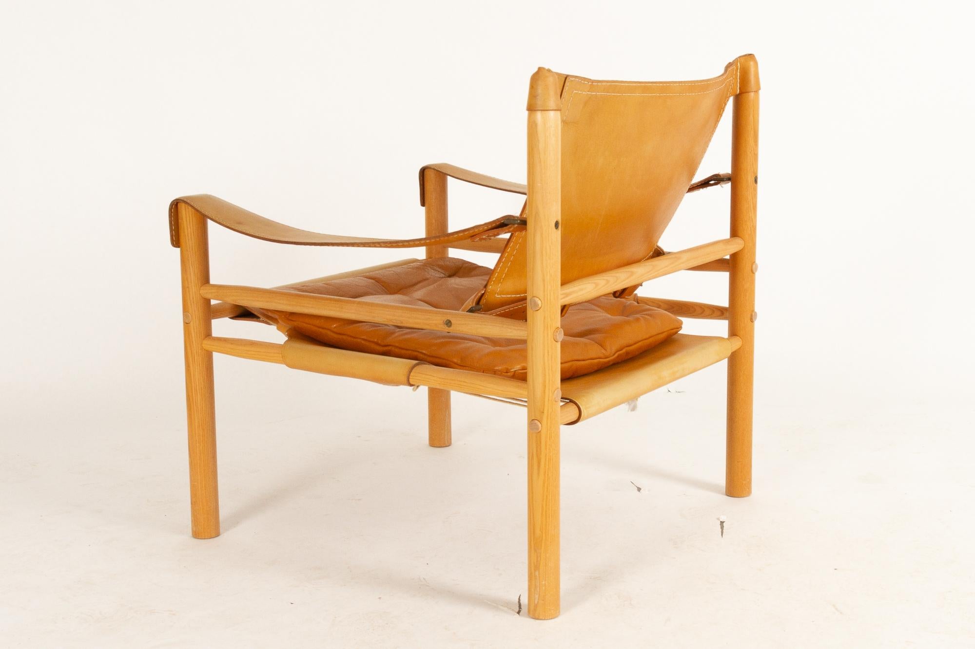 Arne Norell Sirocco Safari Chair, 1960s. 1