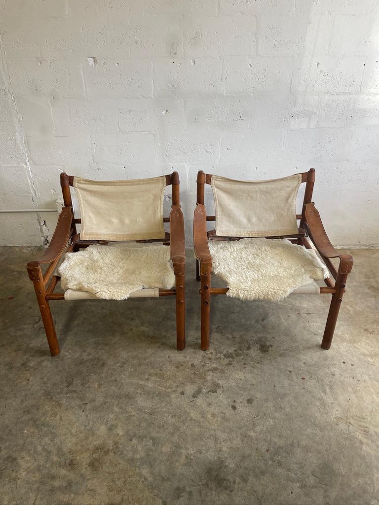 Arne Norell Sirocco Safari Chairs Scandinavian Modern - ein Paar (Schwedisch) im Angebot