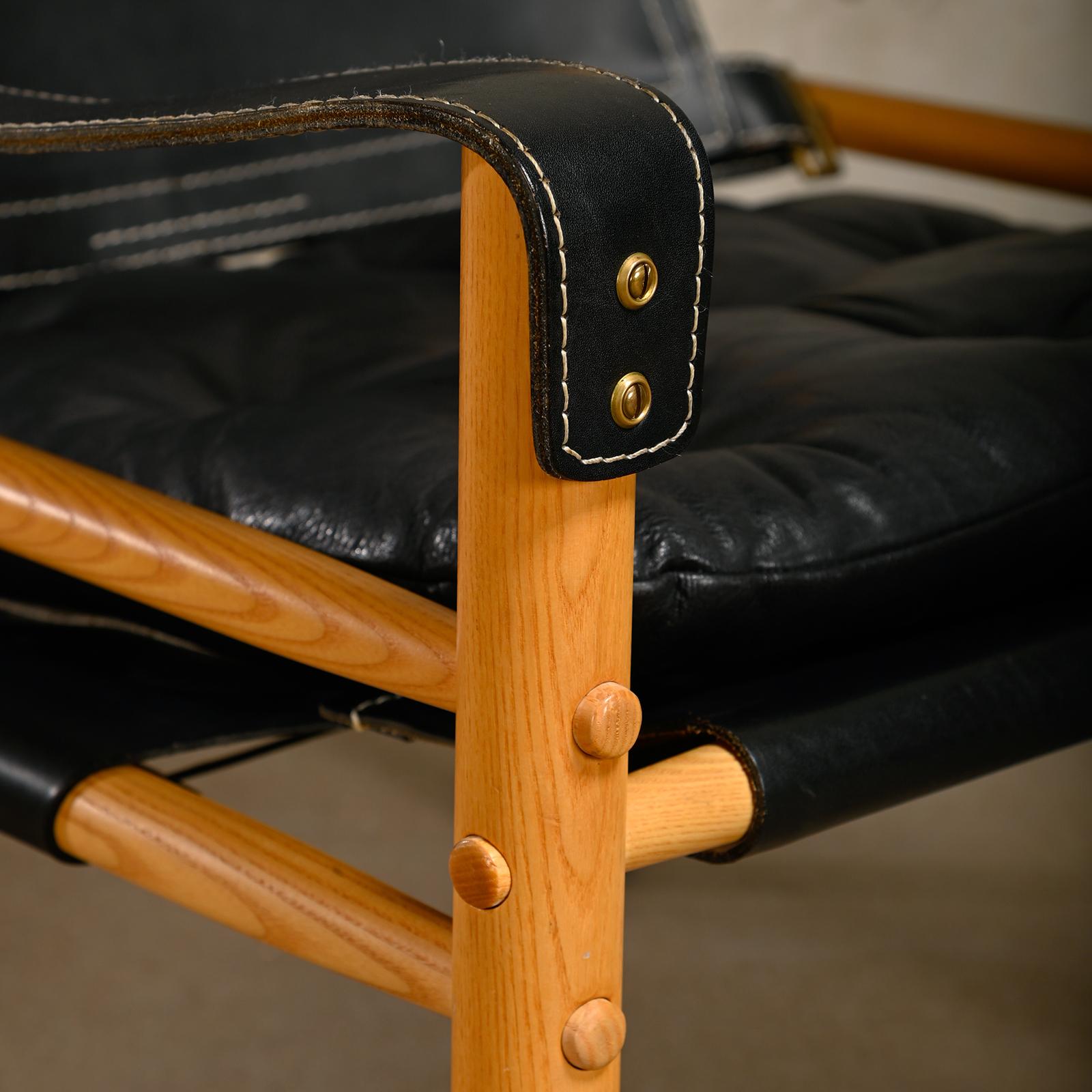Arne Norell Sirocco Safari Lounge Chair en cuir noir et frêne, Suède en vente 3