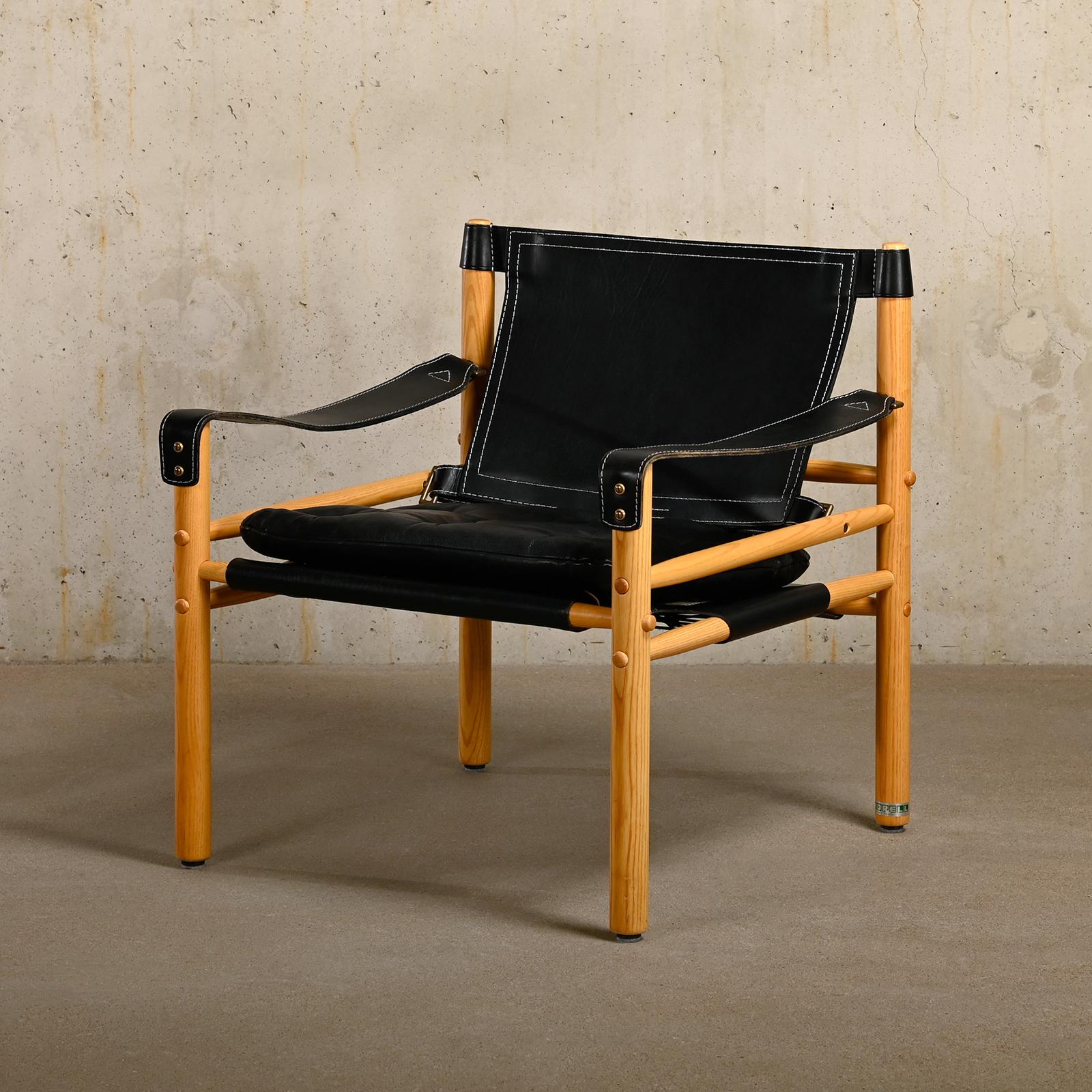 Cuir Arne Norell Sirocco Safari Lounge Chair en cuir noir et frêne, Suède en vente