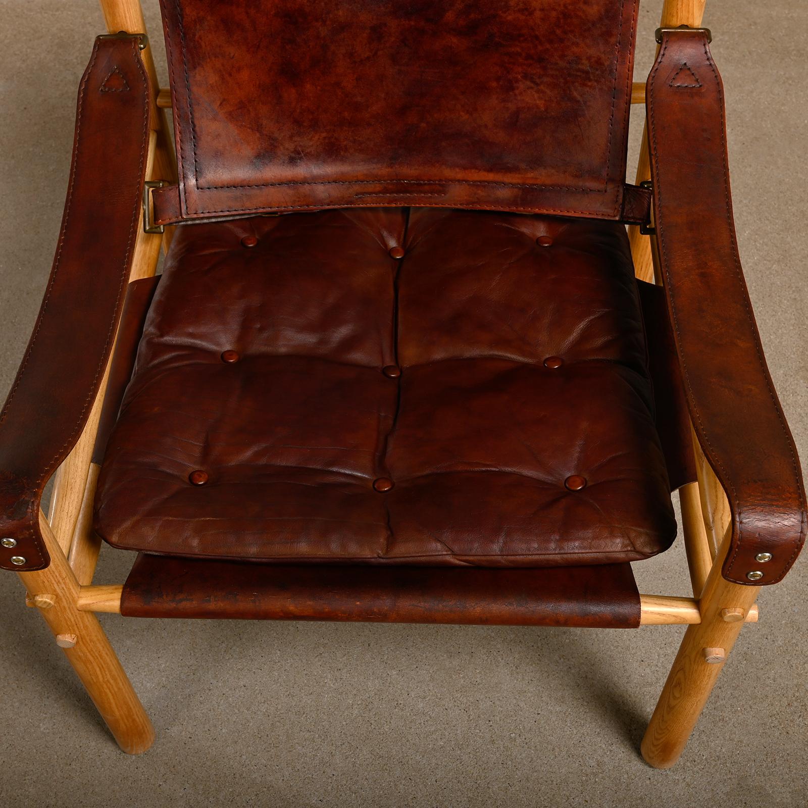 Arne Norell Sirocco Safari Lounge Chair in Dark Brown leather and Ash, Sweden 3