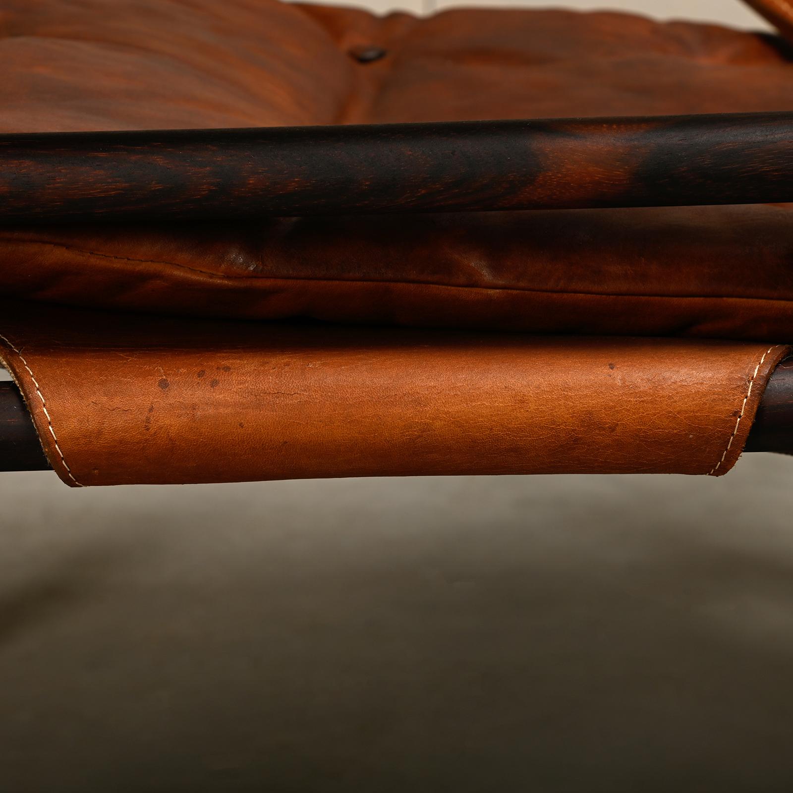 Arne Norell Sirocco Safari Lounge Chair aus dunkelbraunem Holz und Leder, Schweden im Angebot 13