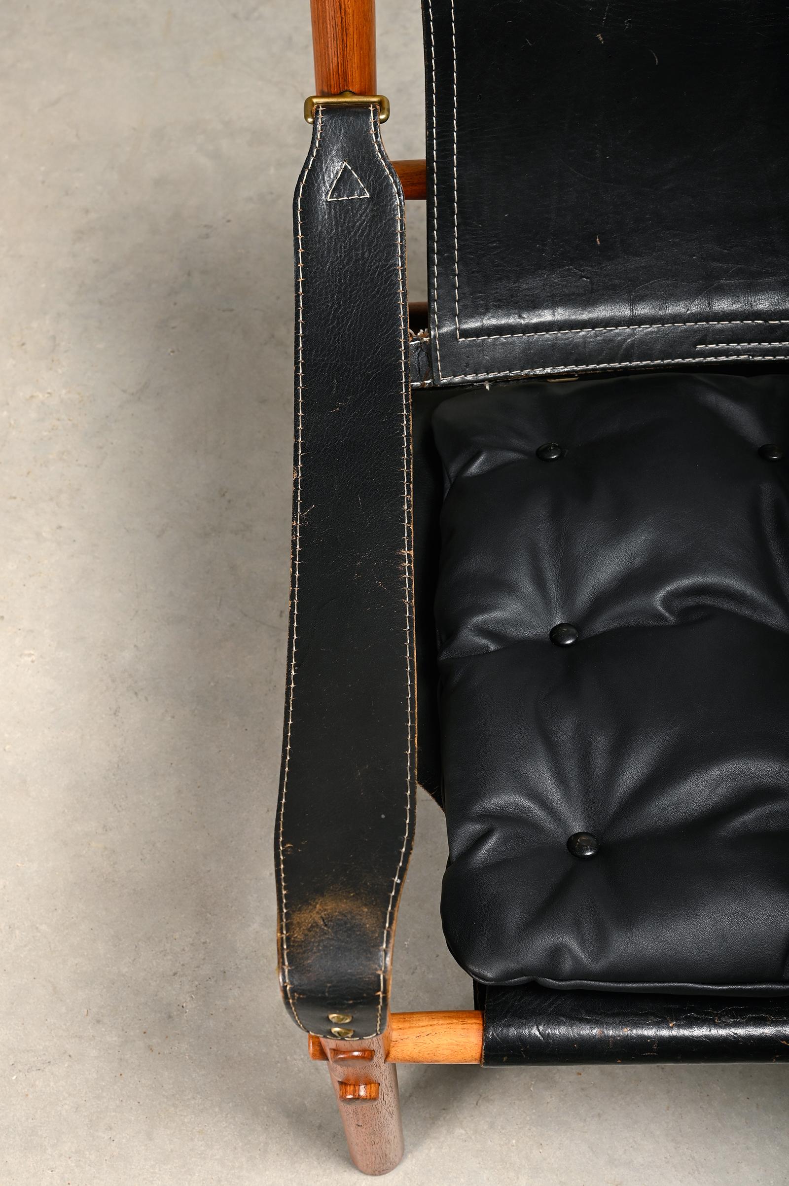 Arne Norell Sirocco Safari Lounge Chair en bois de rose et cuir noir, Suède en vente 3