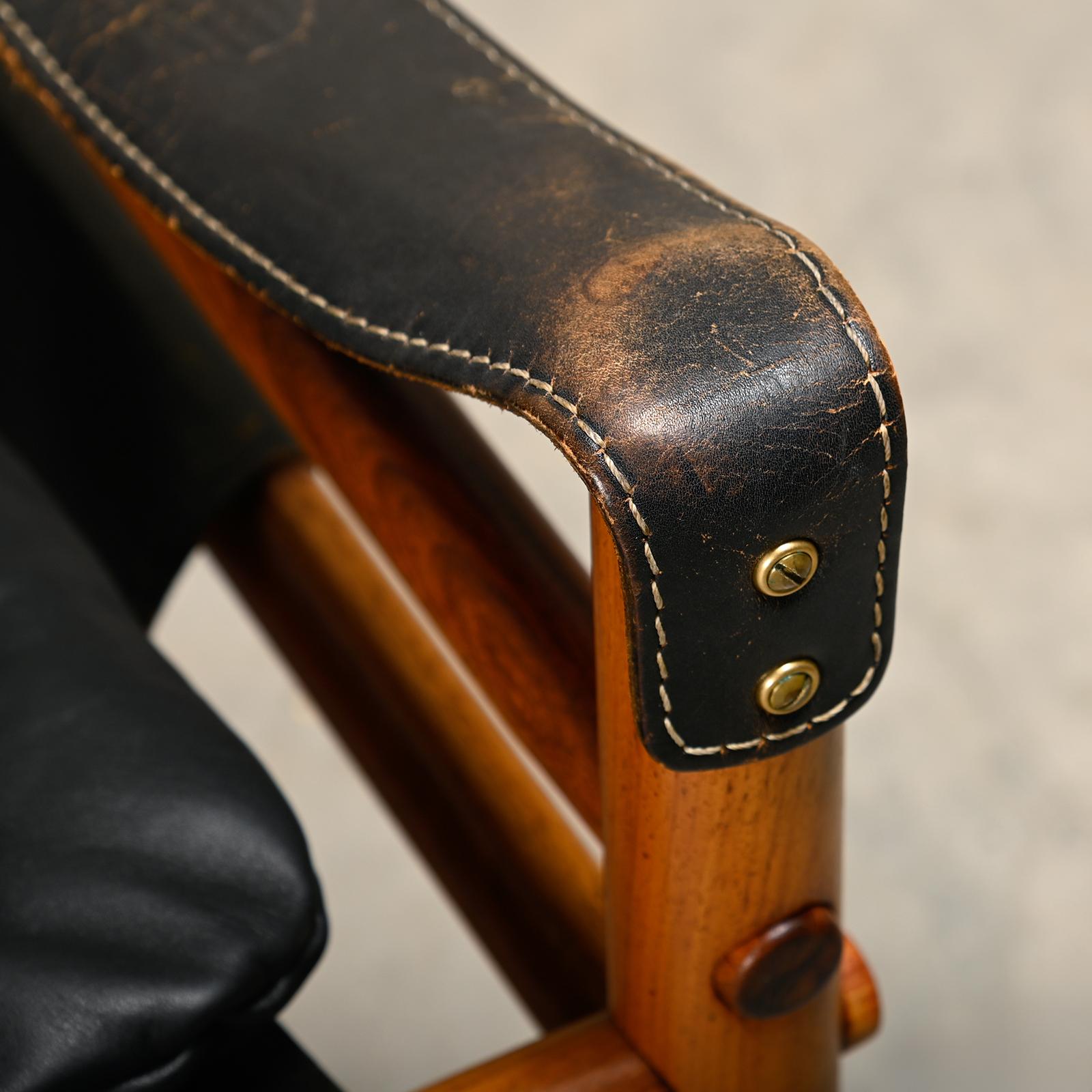 Arne Norell Sirocco Safari Lounge Chair en bois de rose et cuir noir, Suède en vente 5