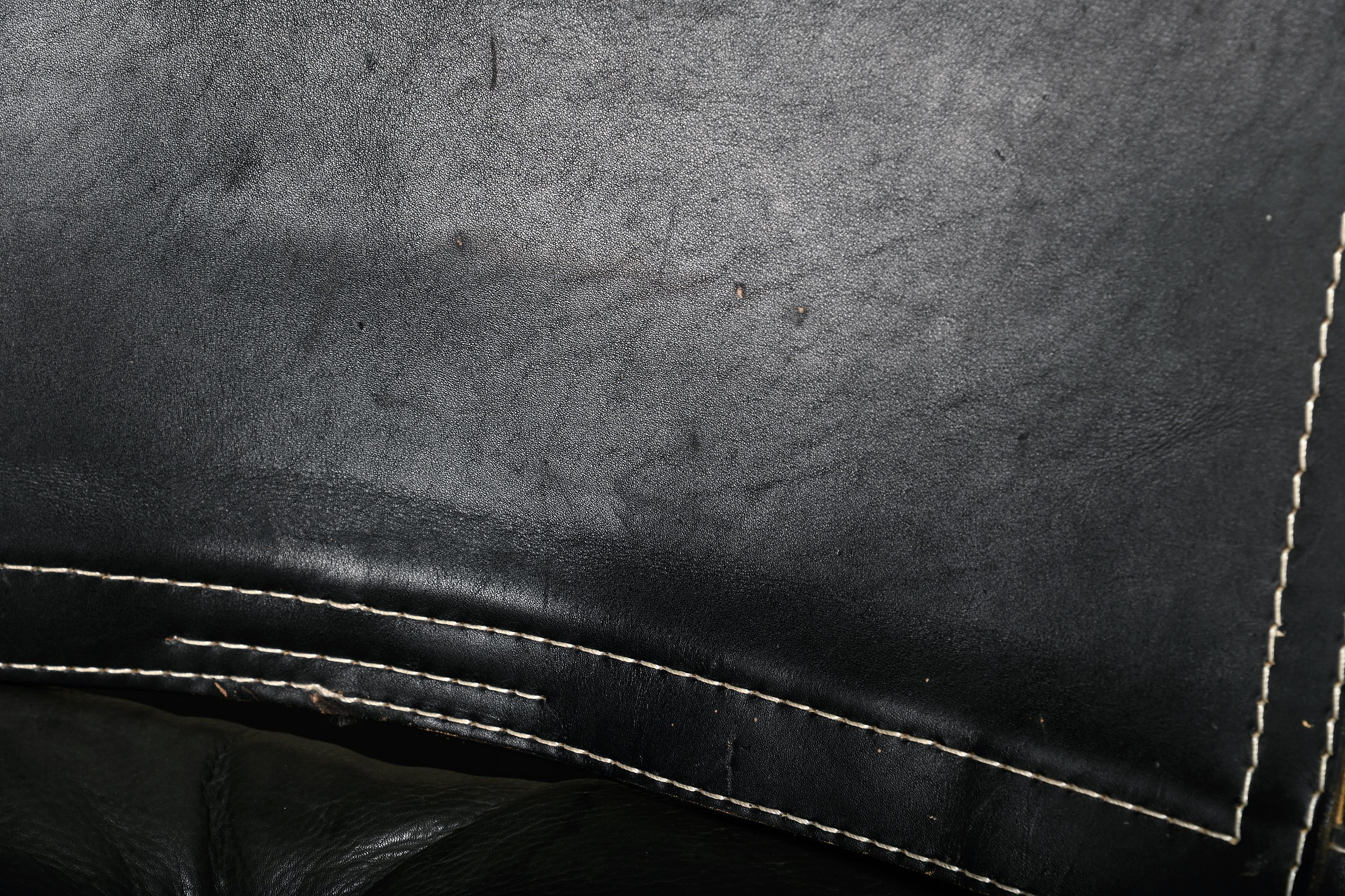 Arne Norell Sirocco Safari Sillones de cuero negro y fresno, Suecia en venta 4