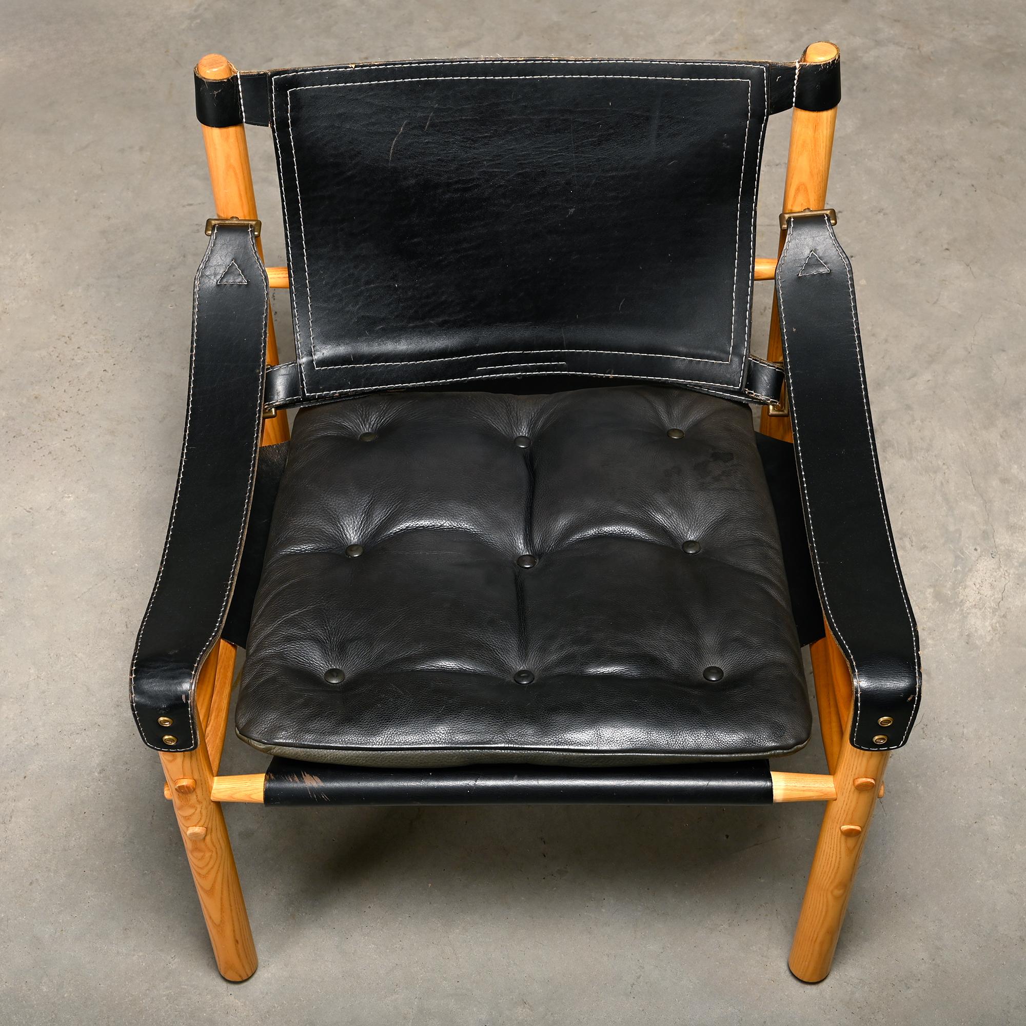 Arne Norell Sirocco Safari Sillones de cuero negro y fresno, Suecia en venta 8