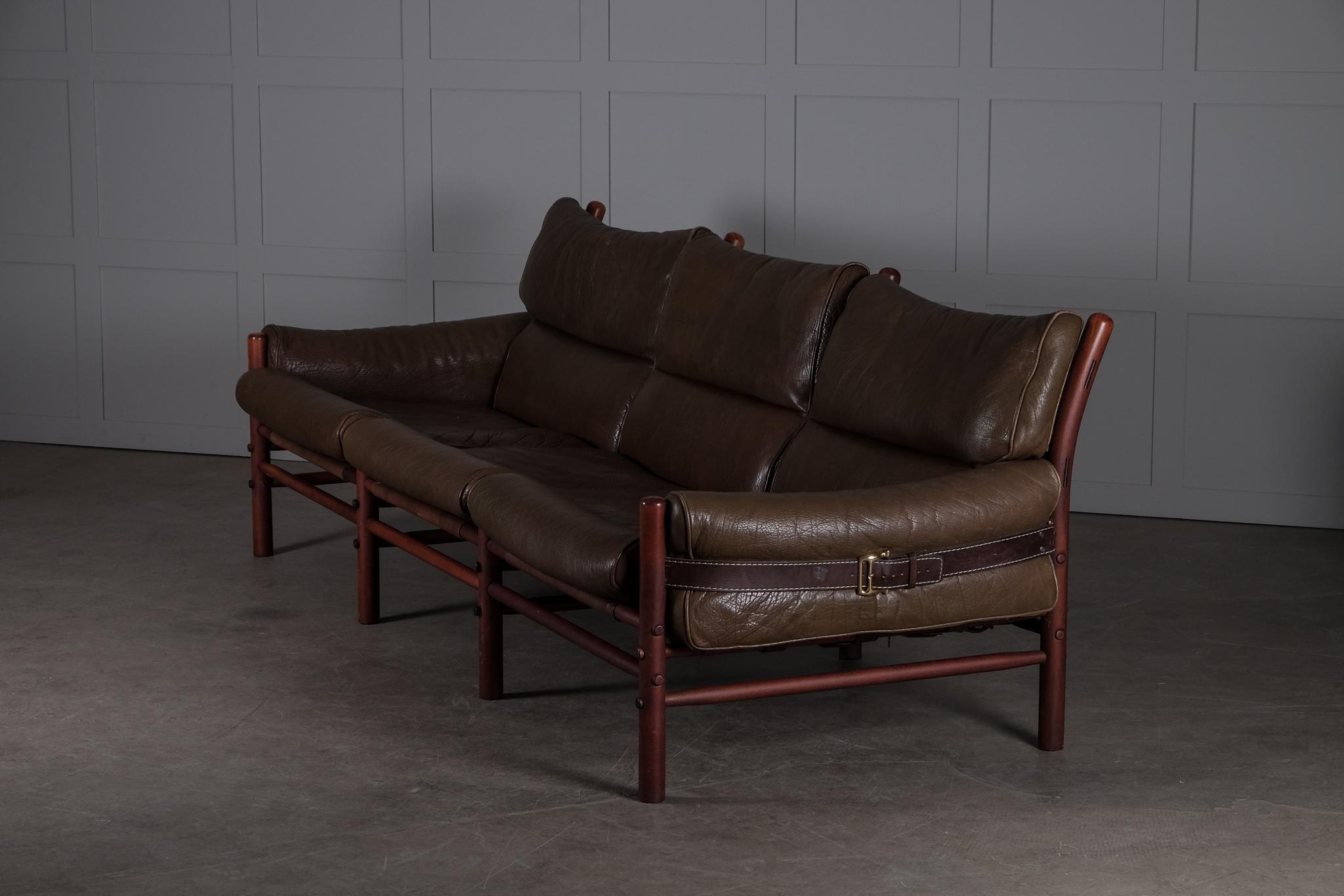 3-seater sofa model Kontiki designed by Arne Norell in original brown leather. Produced by Arne Norell AB in Aneby, Sweden.
Very good condition!
  