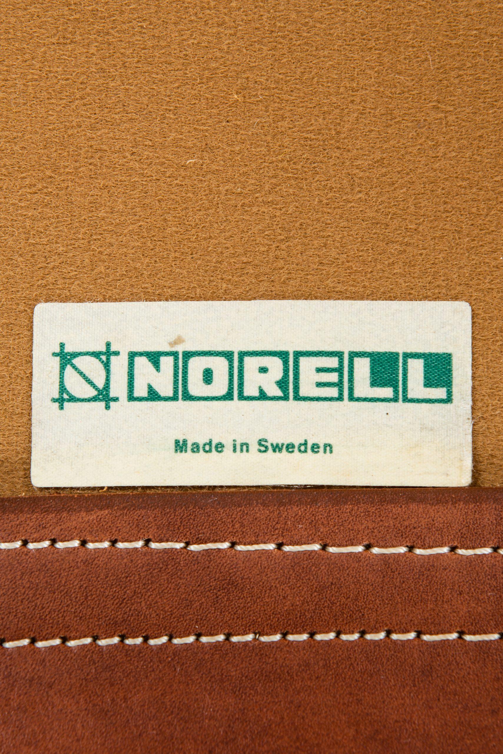 Arne Norell Sofa Modell Kontiki, hergestellt von Arne Norell AB in Aneby, Schweden (Mitte des 20. Jahrhunderts)