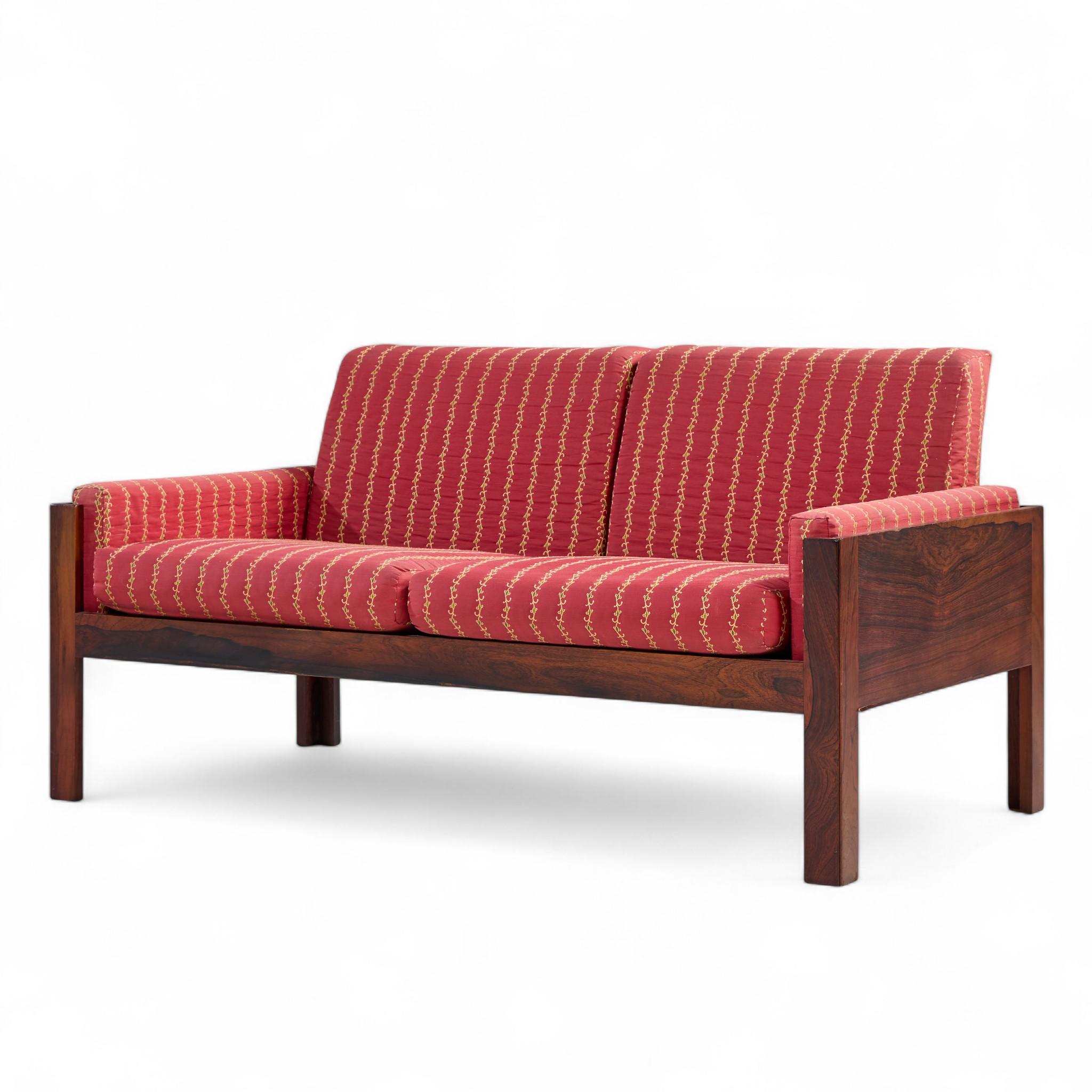 Sofá loveseat de palisandro danés de mediados de siglo estilo Arne Norell Moderno de mediados de siglo en venta