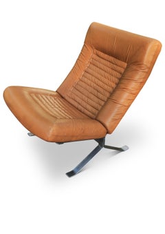 Arne Norell Style Tan Leder Lounge Stuhl mit quadratischen Metallrahmen & Riemen