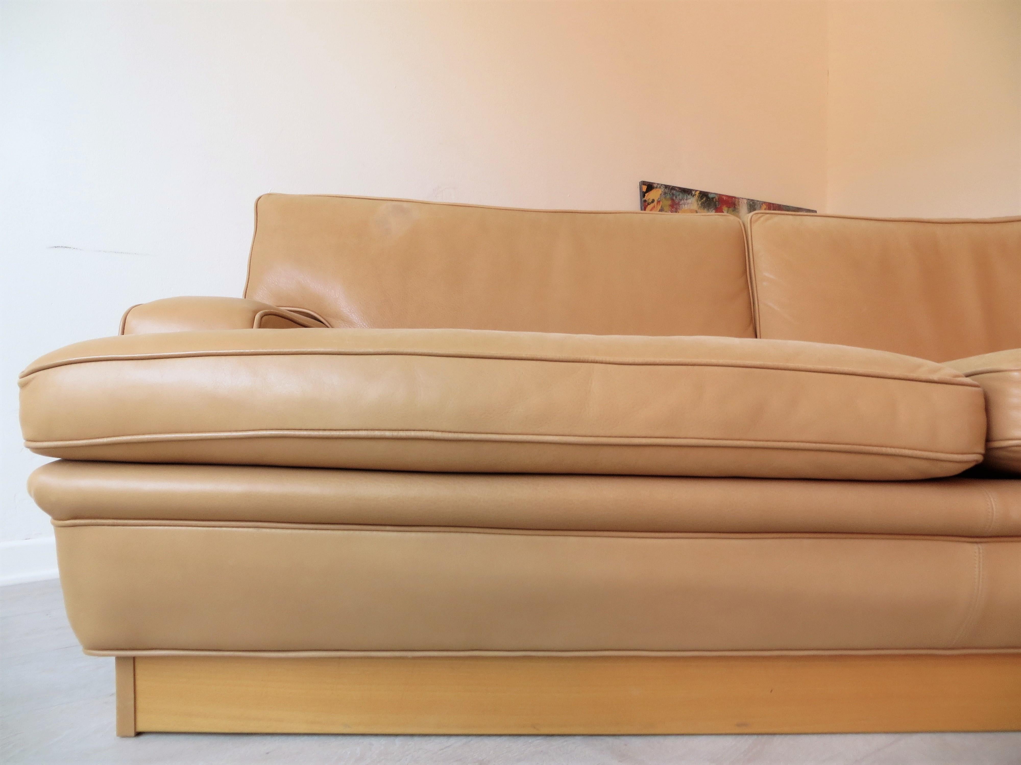 Arne Norell Vintage Leather Merkur Sofa Loveseat in Butterscotch Brown , 1960s For Sale 1