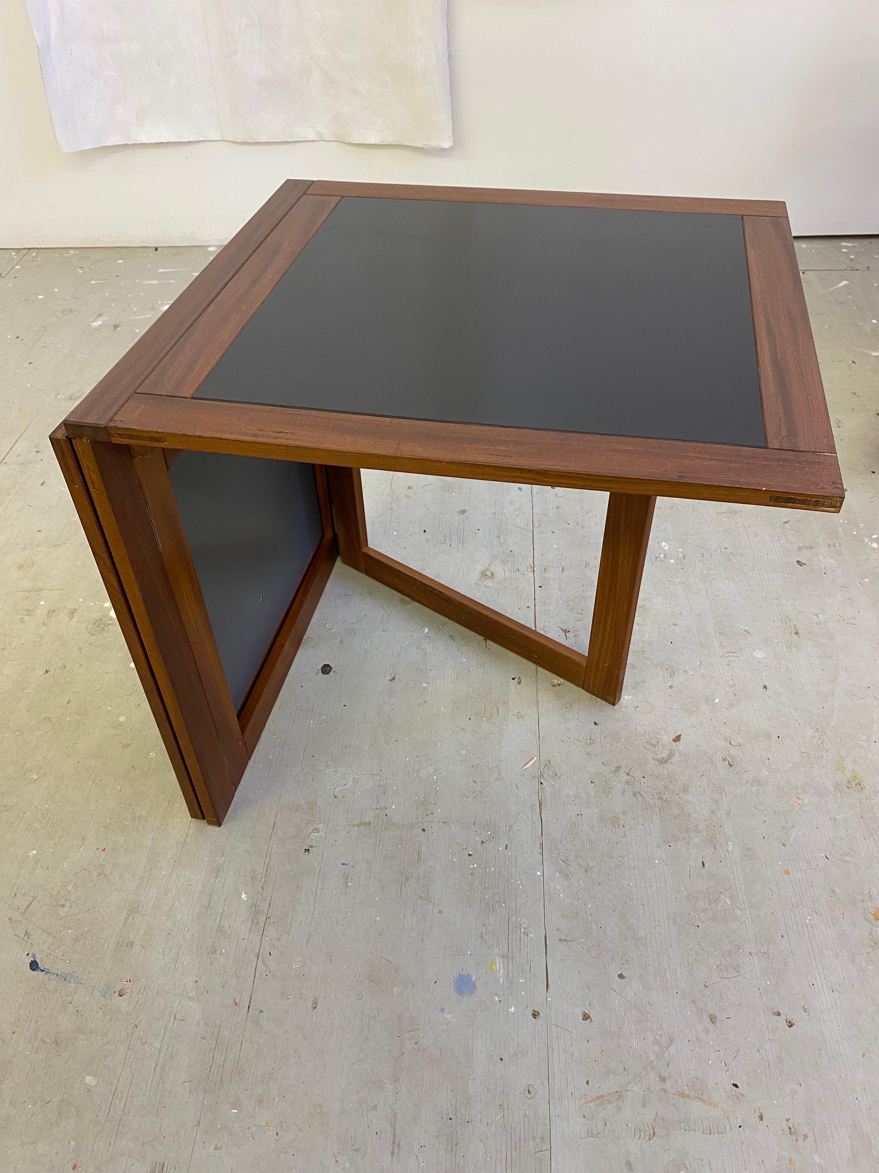 Arne Robbert Multi-Use Table, Coffee, Endtable or Patio! In Good Condition In Philadelphia, PA