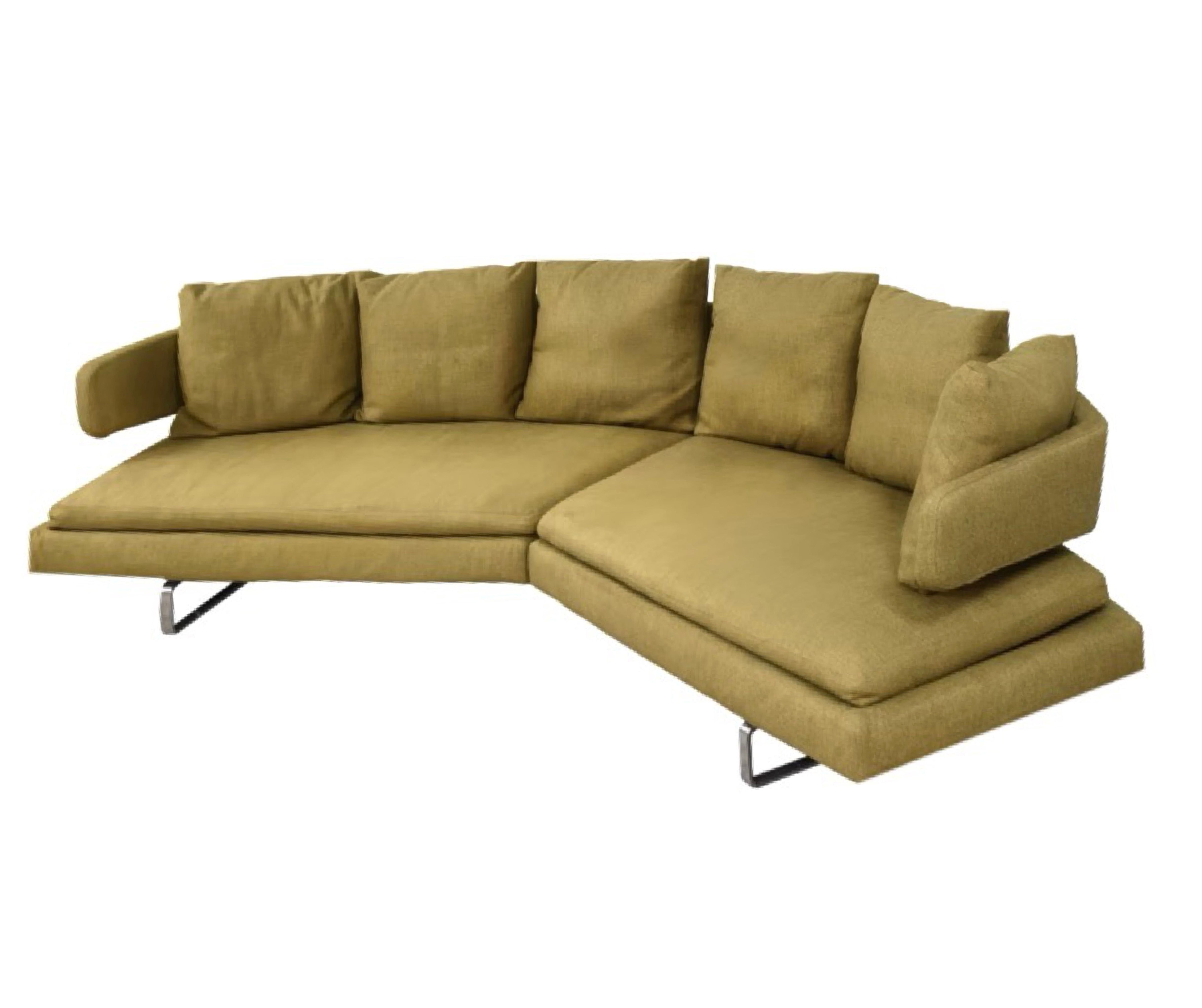 Arne Sofa A320_C, Green, Antonio Citterio for B&B Italia, Italy, 2010. Labeled with date of manufacture.  Comes with 6 back pillows (See photos 2 & 3). We believe this is the Elmas 450 wool blend textile. 
Designed to create the setting for leisure