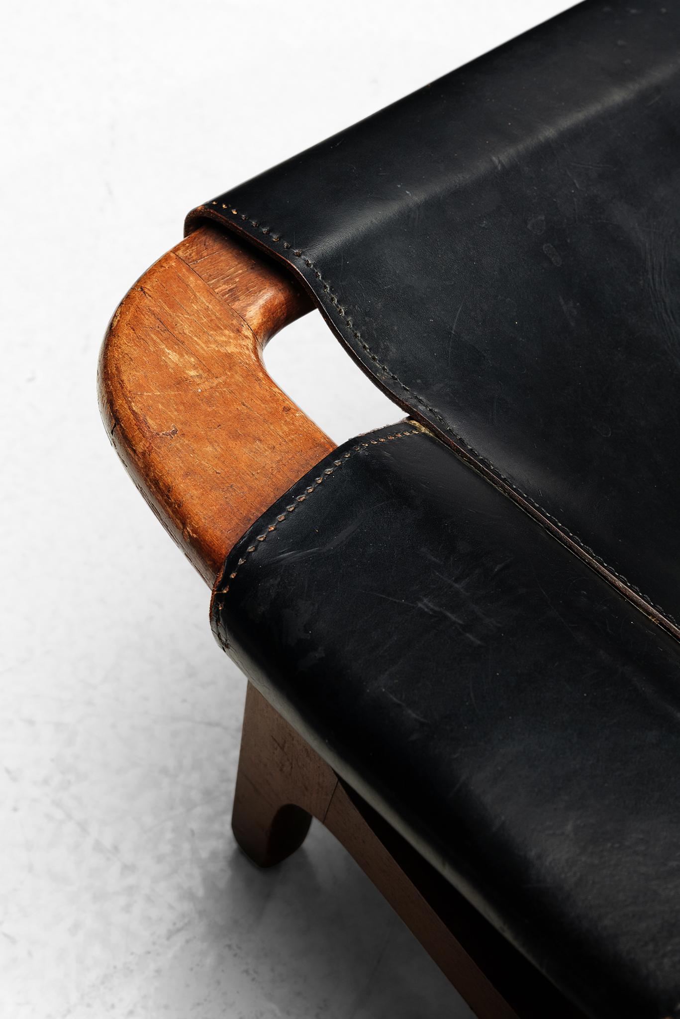 Arne Tidemand Ruud for ISA 'Holmkollen' Lounge Chair in Black Leather 1