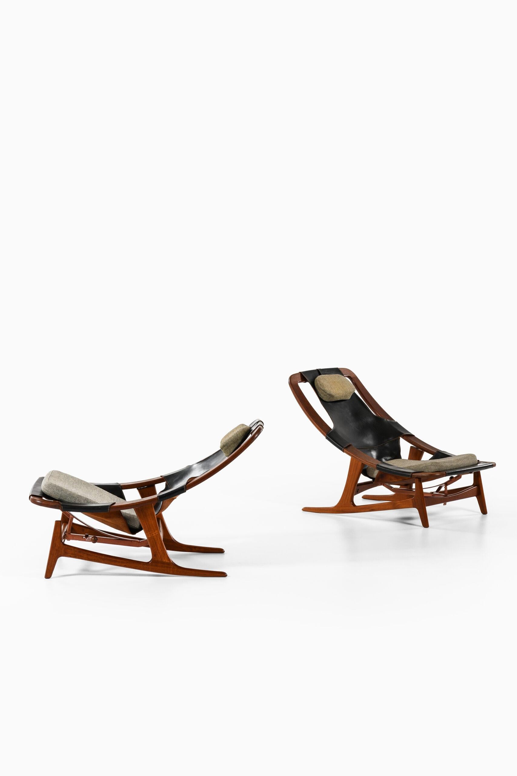 Norwegian Arne Tidemand-Ruud Lounge Chairs Model 'Holmenkollen' Produced by Norcraft For Sale