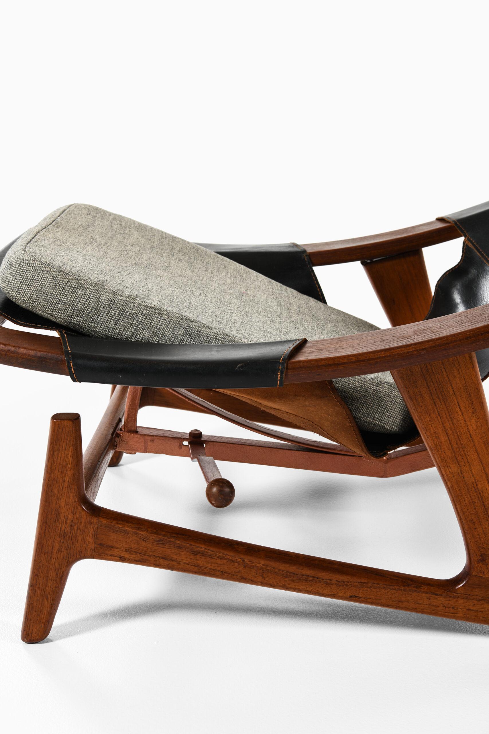 Mid-20th Century Arne Tidemand-Ruud Lounge Chairs Model 'Holmenkollen' Produced by Norcraft For Sale