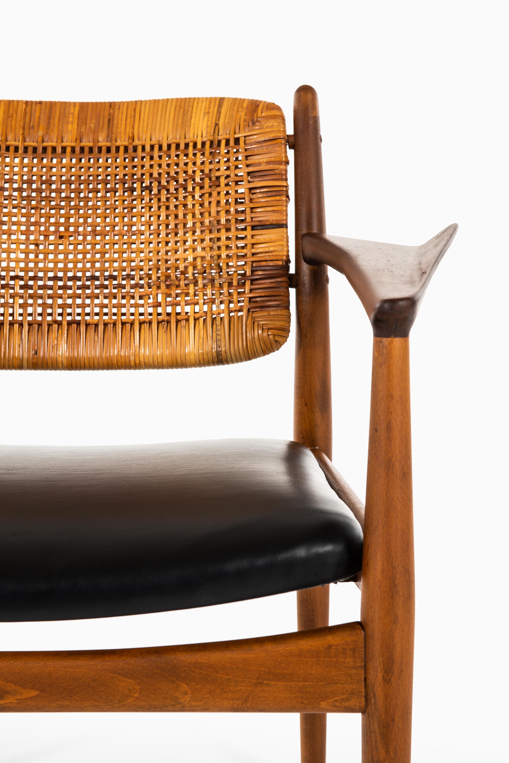 Rare armchair model 51 A designed by Arne Vodder. Produced by Sibast in Denmark.
