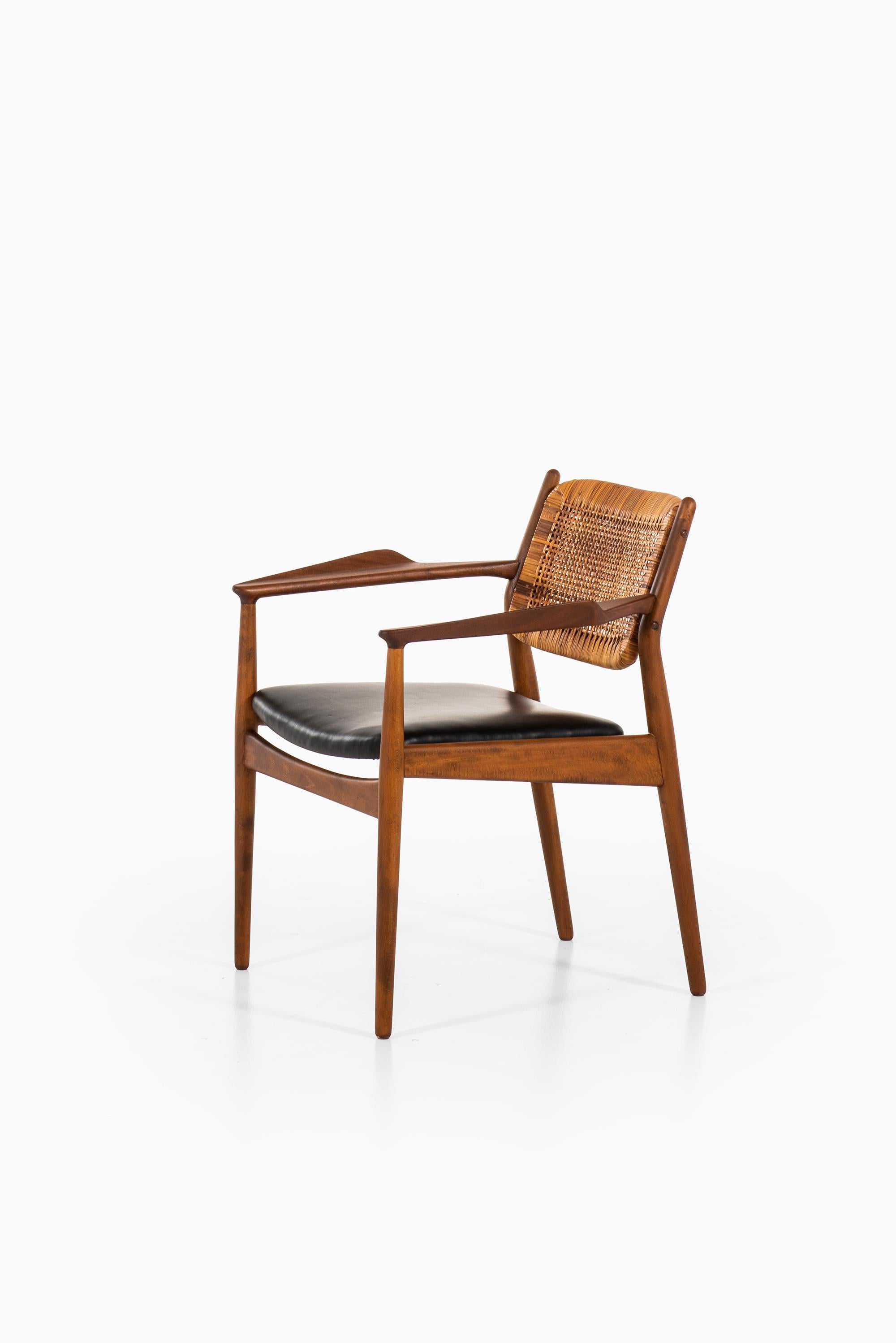 arne vodder chair