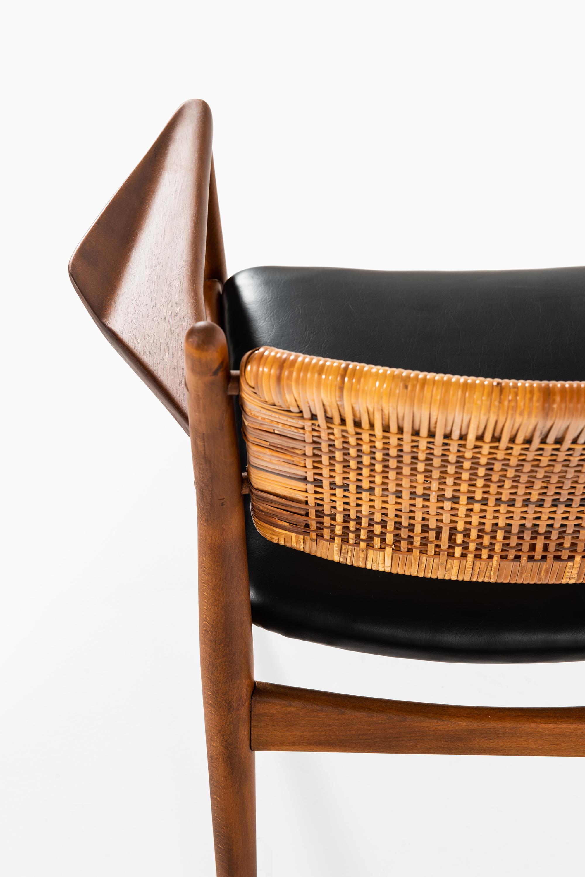 Scandinavian Modern Arne Vodder Armchair Model 51 A by Sibast in Denmark