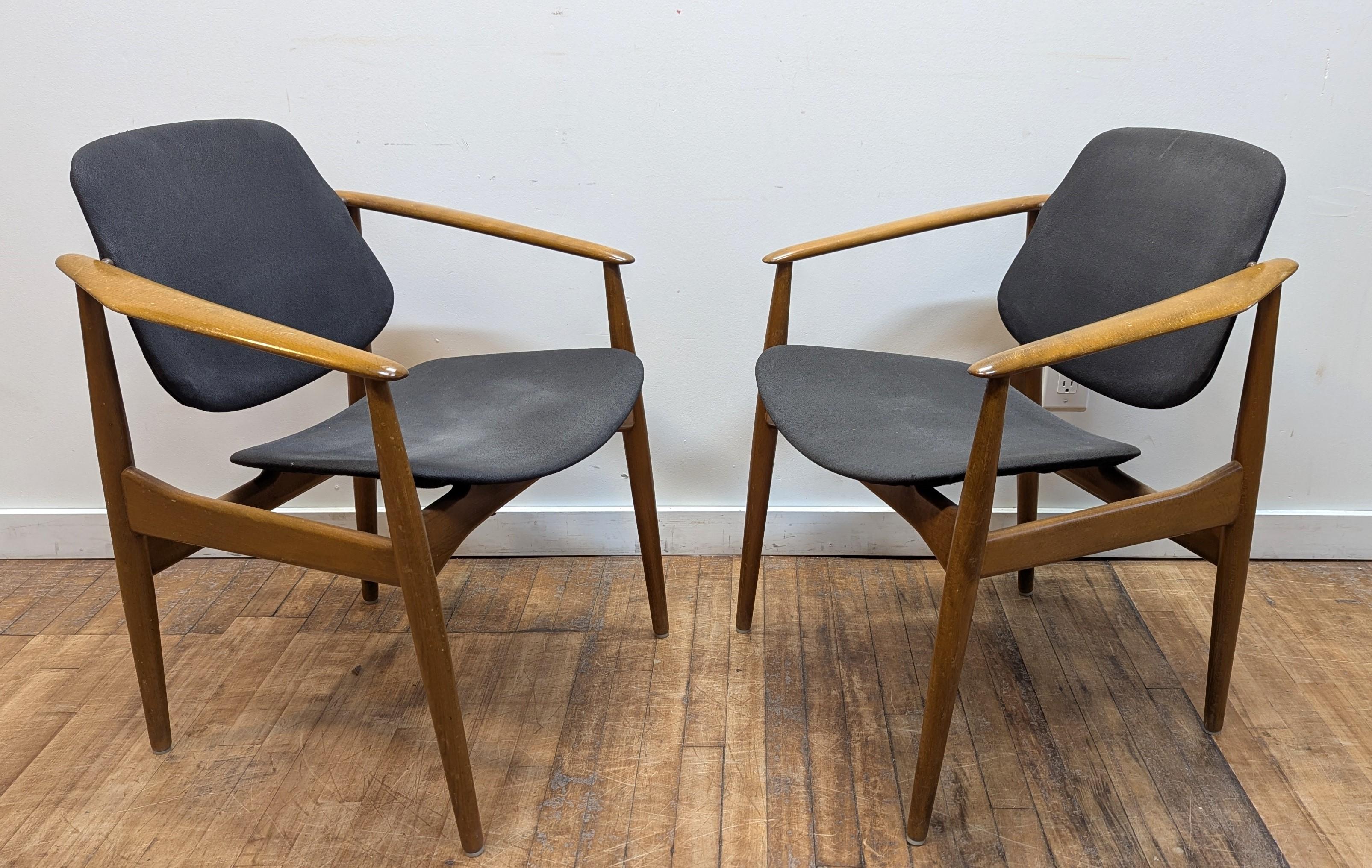 Arne Vodder Mid-Century armchairs with pivoting back support.  A rare and early pair model B092 / 188F by Arne Vodder.  Made by France & Daverkosen, later became named (France & Son).  Model numbers changed with the name in 1957.   These chairs