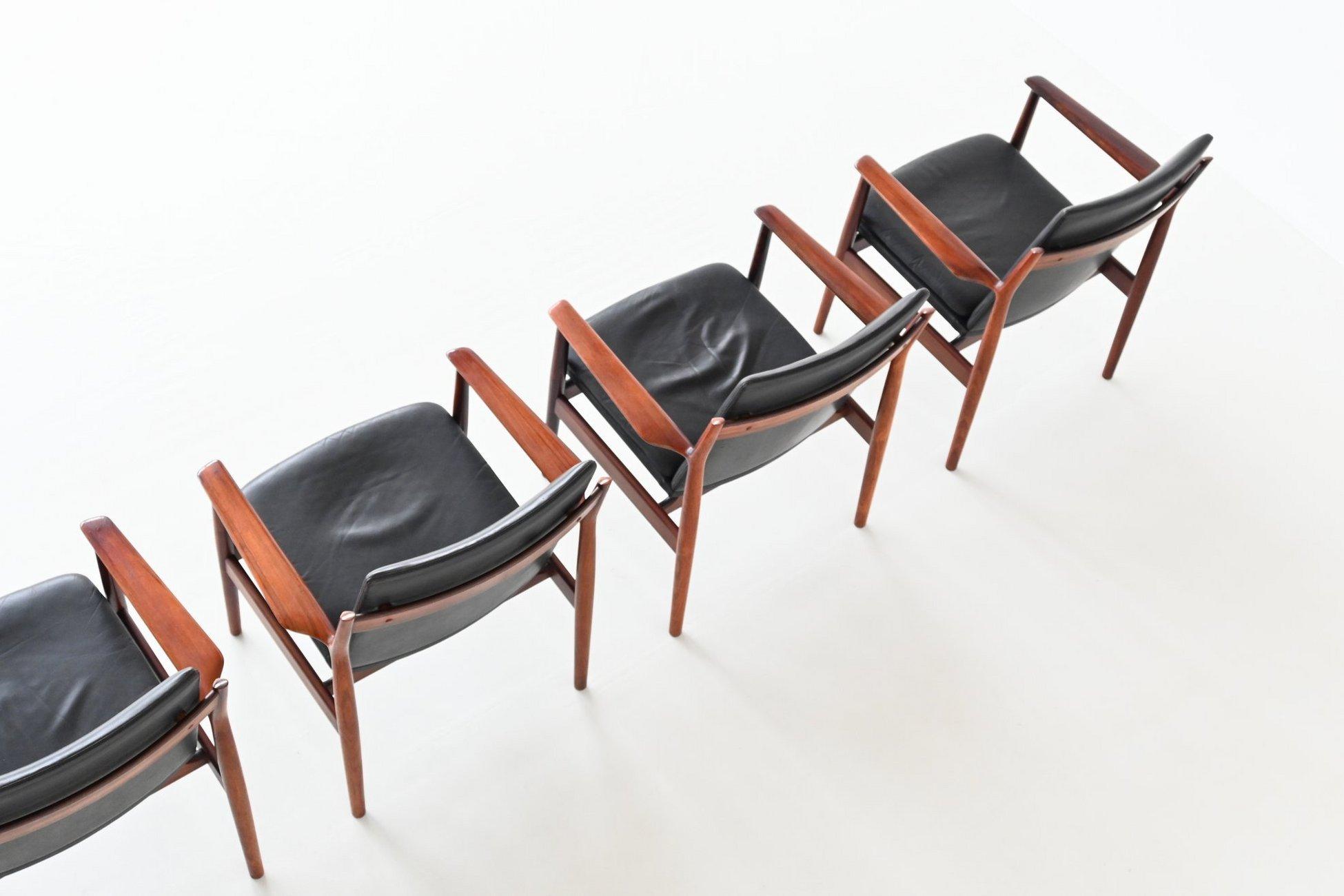 Arne Vodder armchairs model 432 in rosewood Sibast Furniture Denmark 1960 In Good Condition For Sale In Etten-Leur, NL