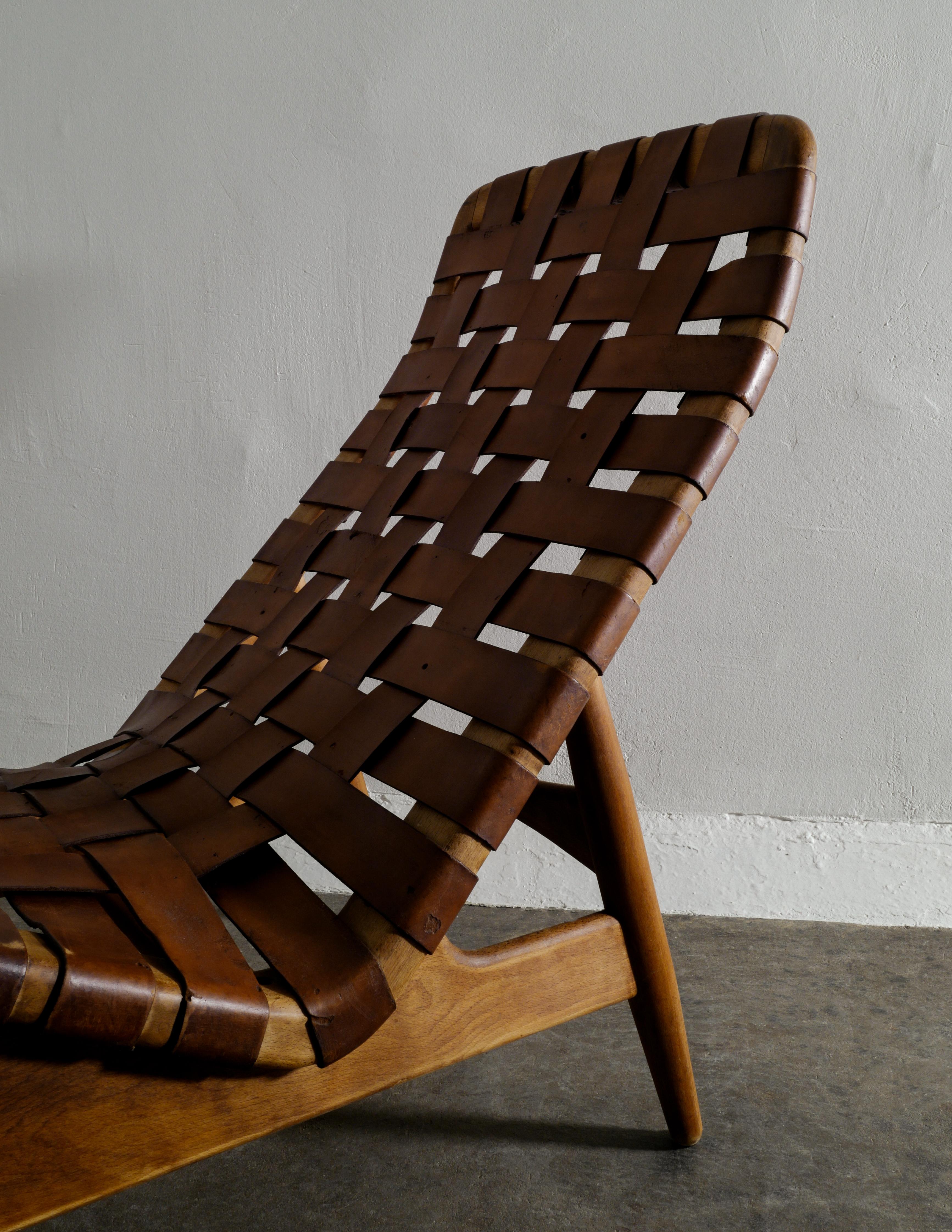 Danish Arne Vodder Ash & Leather Chaise Lounge Chair Produced by Bovirke Denmark, 1950s