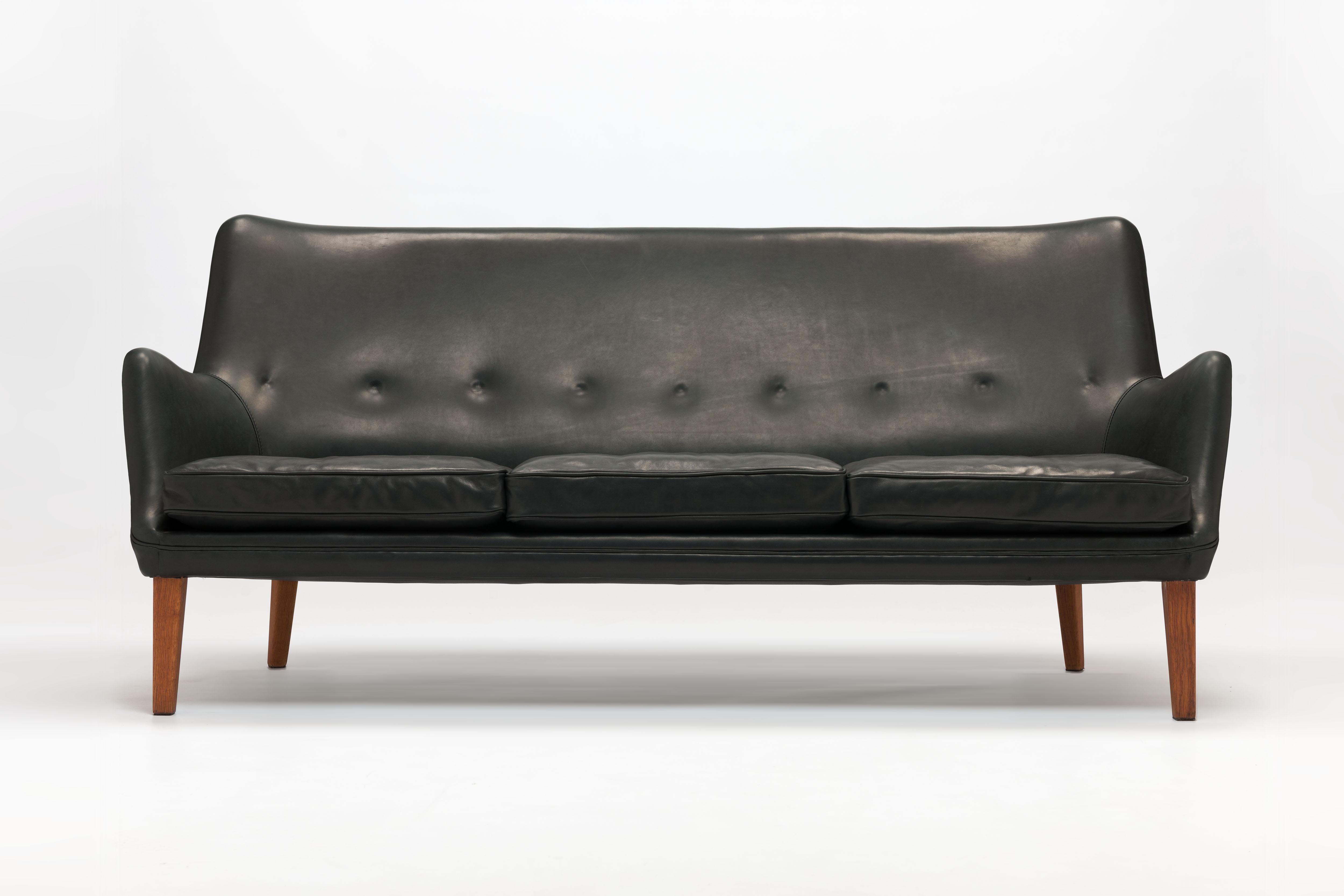 Arne Vodder AV53 / 3 Sofa by Ivan Schlechter For Sale 6
