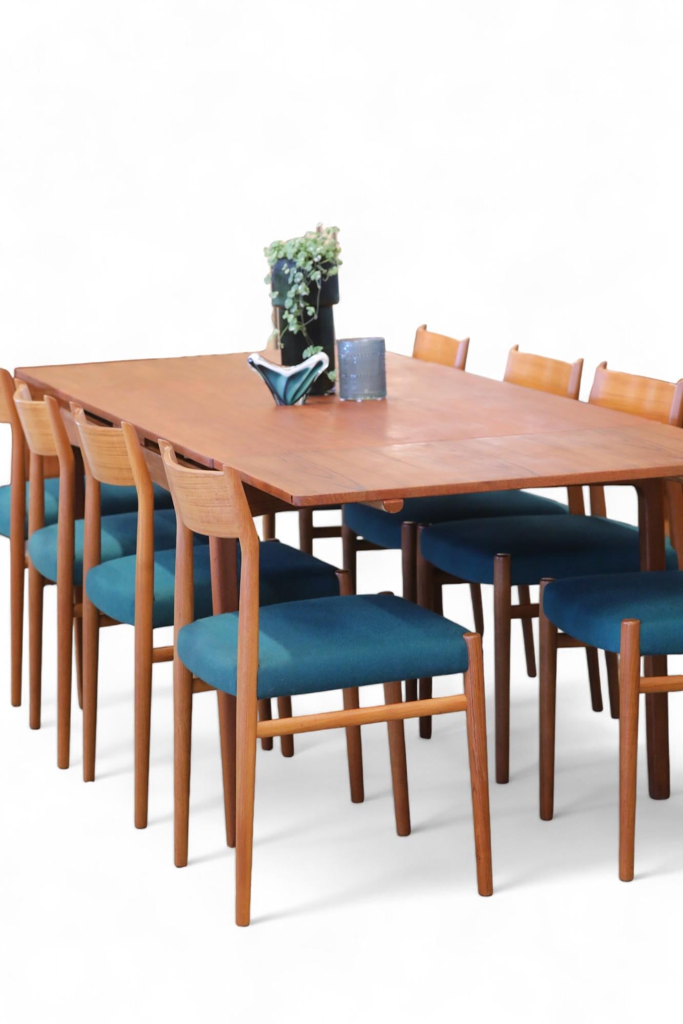 Chaise Arne Vodder modèle 418 avec revêtement en teck et laine verte, lot de quatre en vente 6