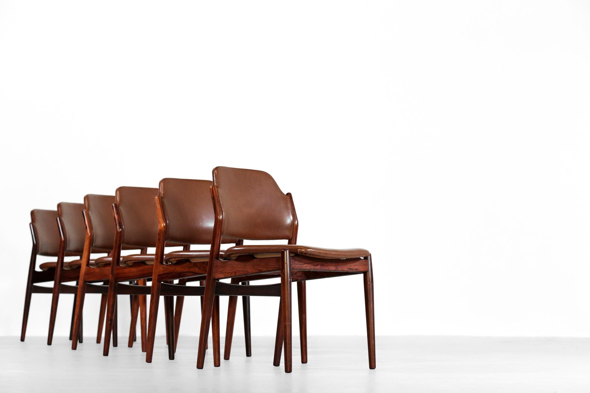 Arne Vodder Chairs, Set of 6 in solid wood Denmark In Excellent Condition For Sale In Lyon, FR