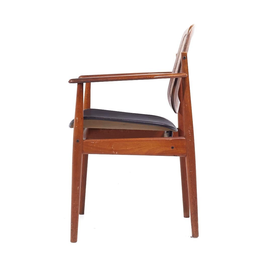 Arne Vodder Charles France & Eric Daverkosen MCM Danish Teak and Cane Chairs - 4 For Sale 13