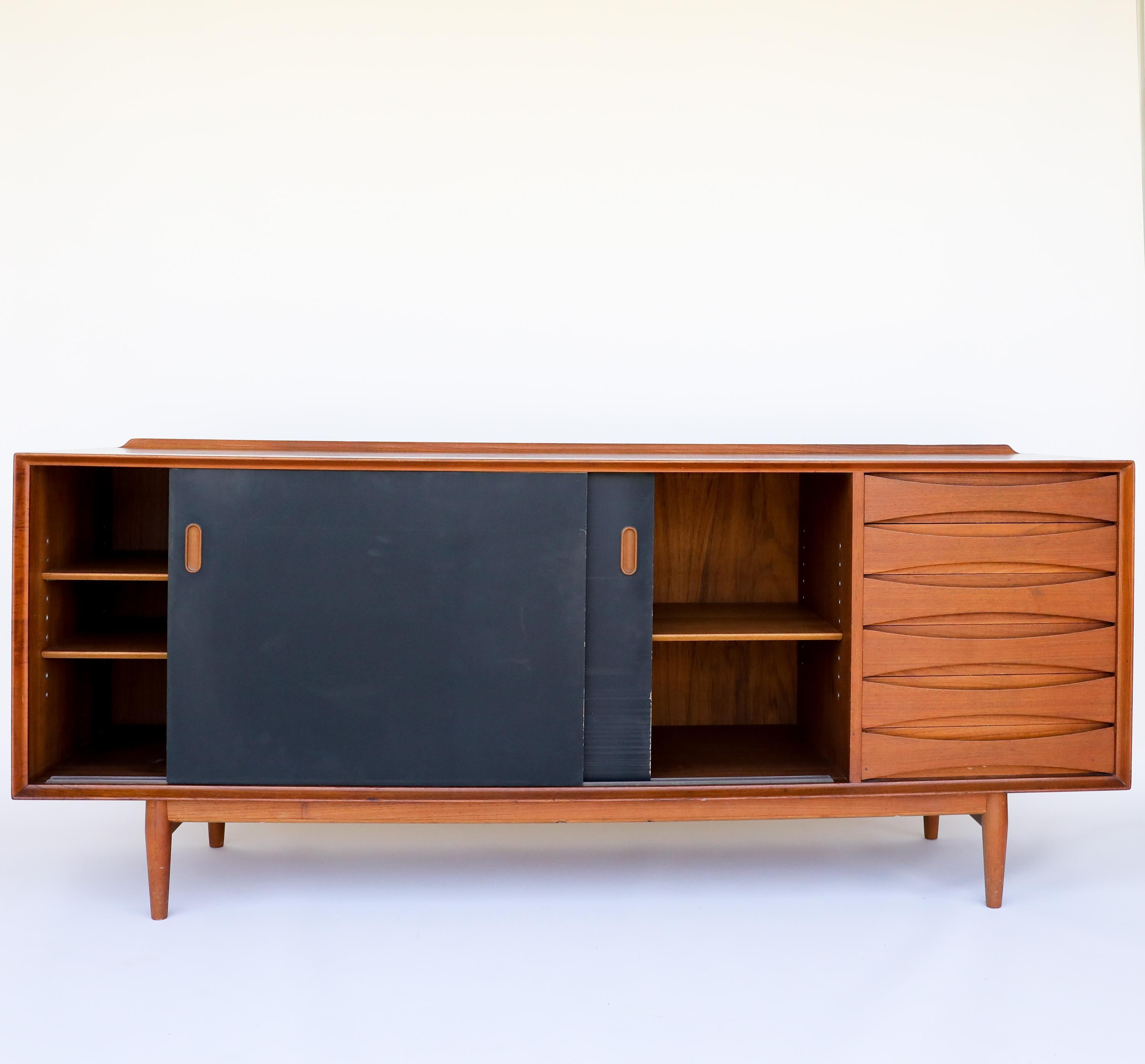 Arne Vodder Credenza Teak Sideboard Model 29 1