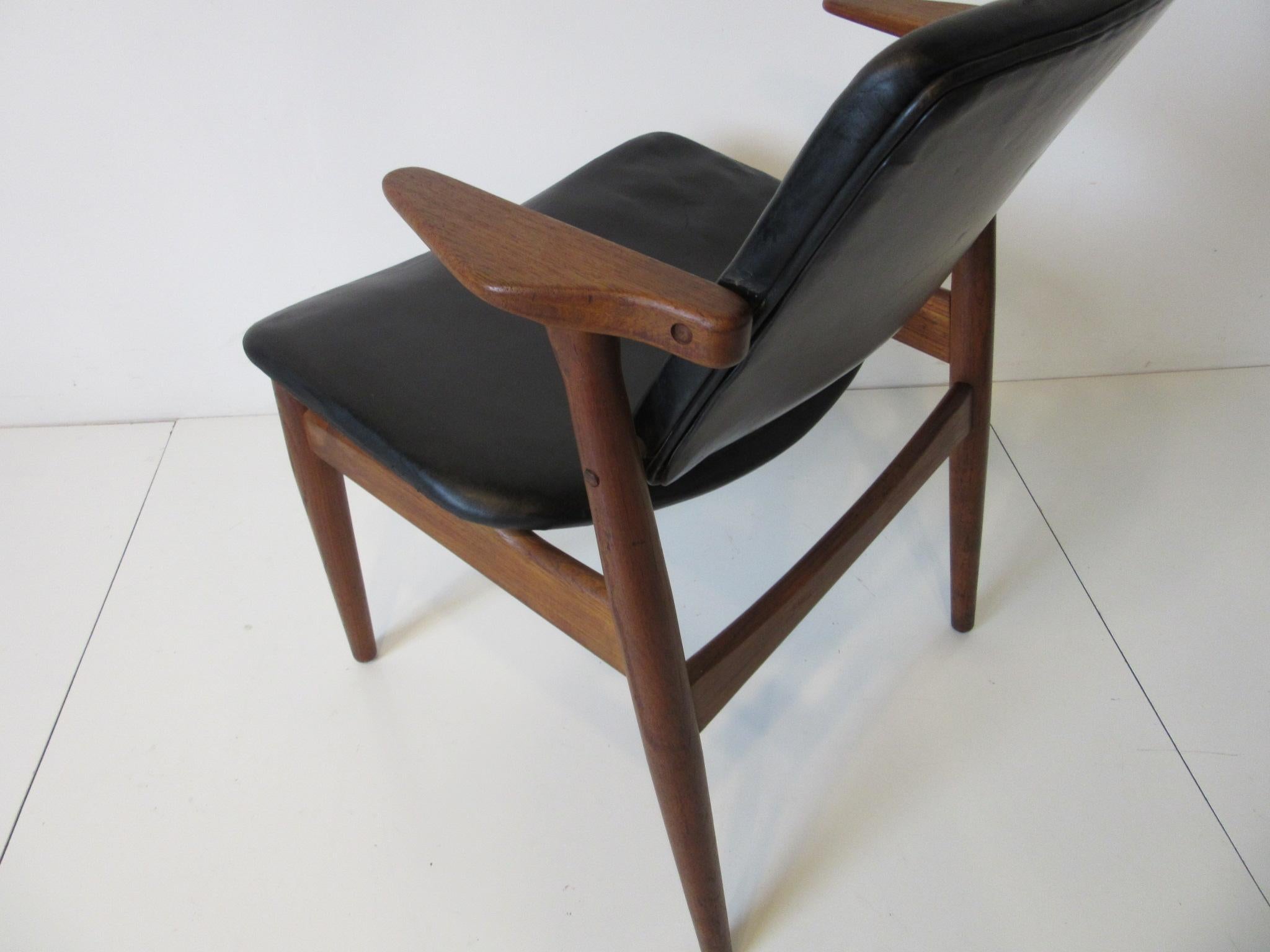 Arne Vodder Danish Chair Teak / Leather for Helge Sibast 1